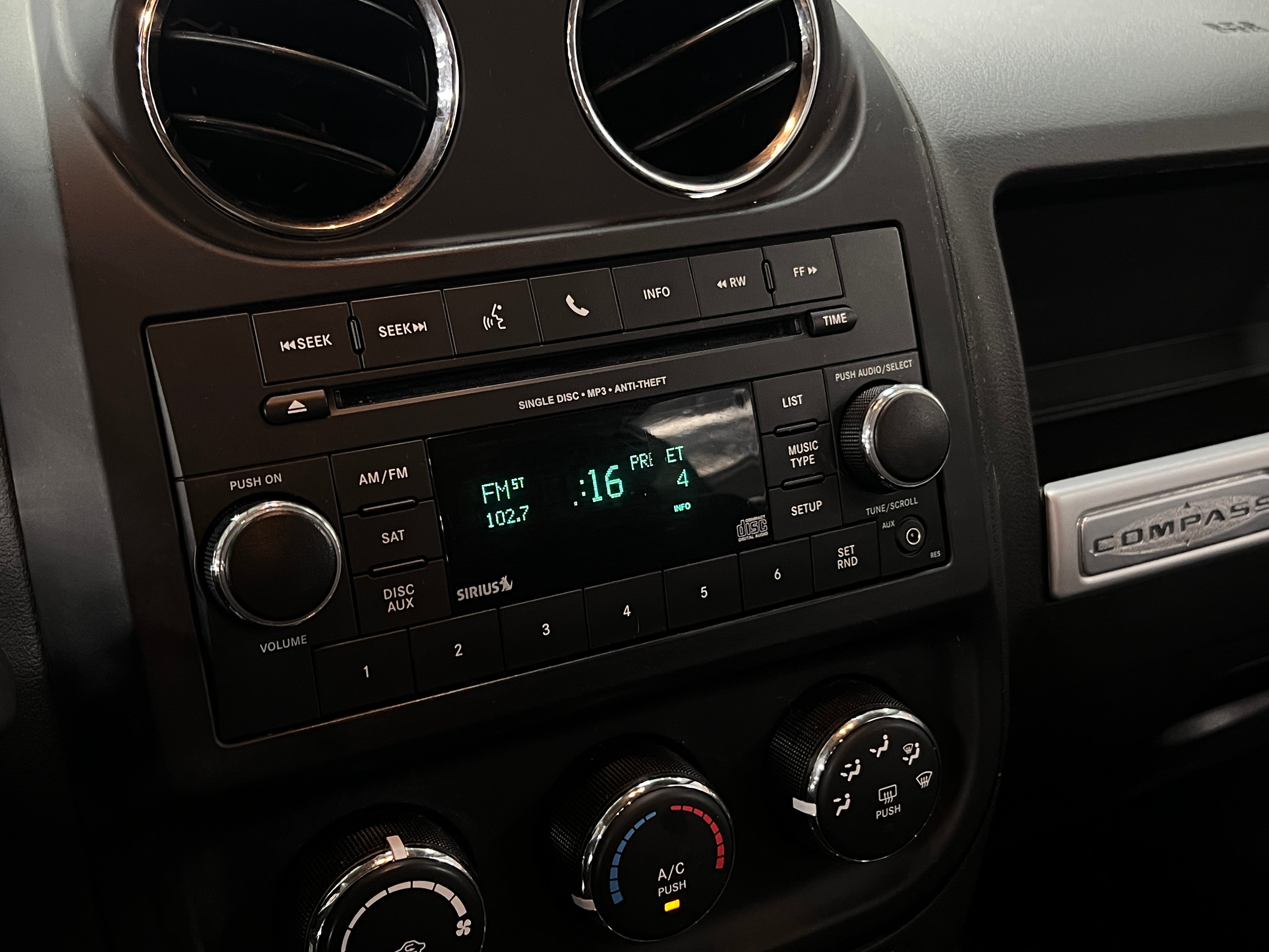 2016 Jeep Compass Sport 4