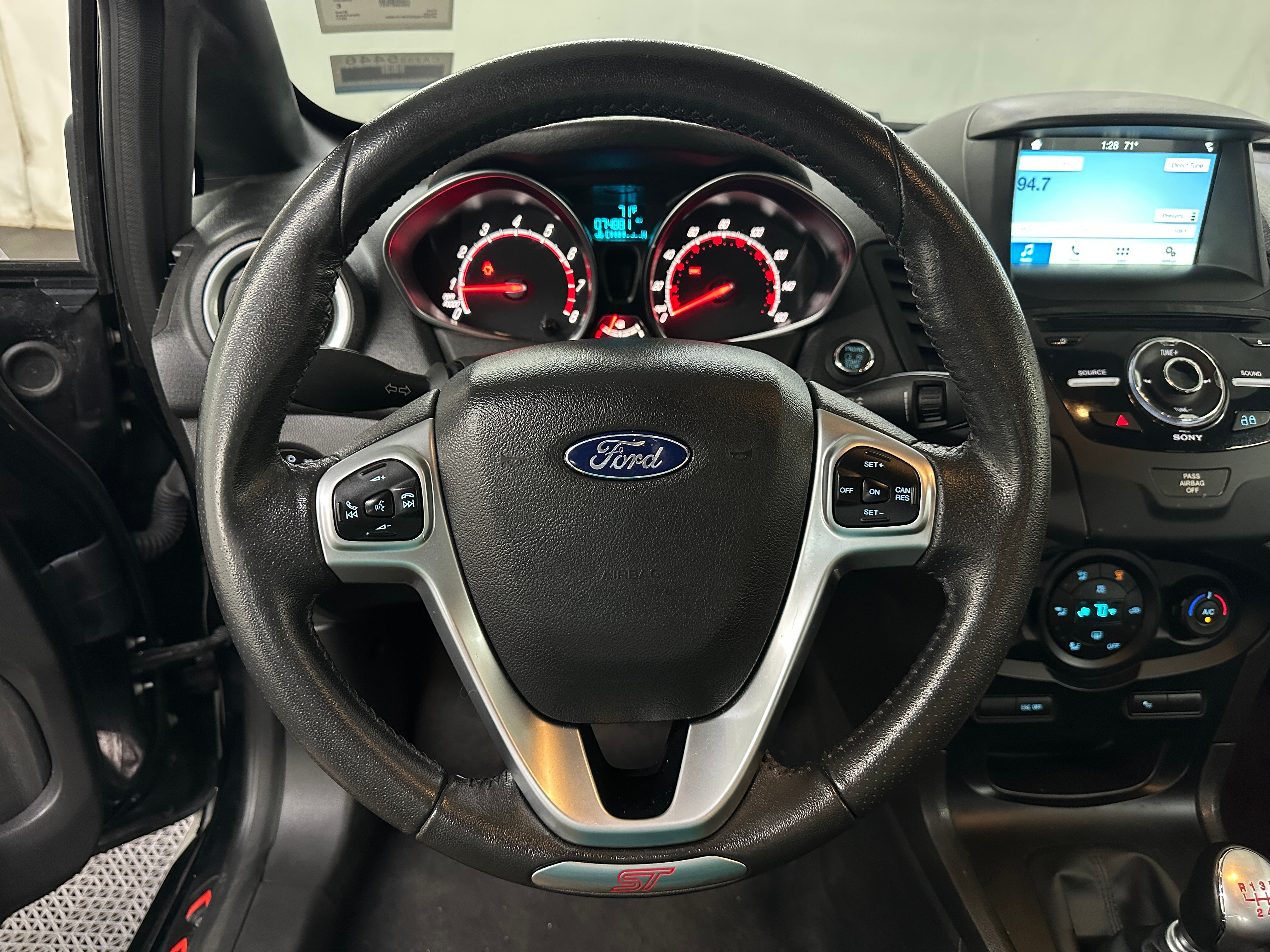 2017 Ford Fiesta ST 5