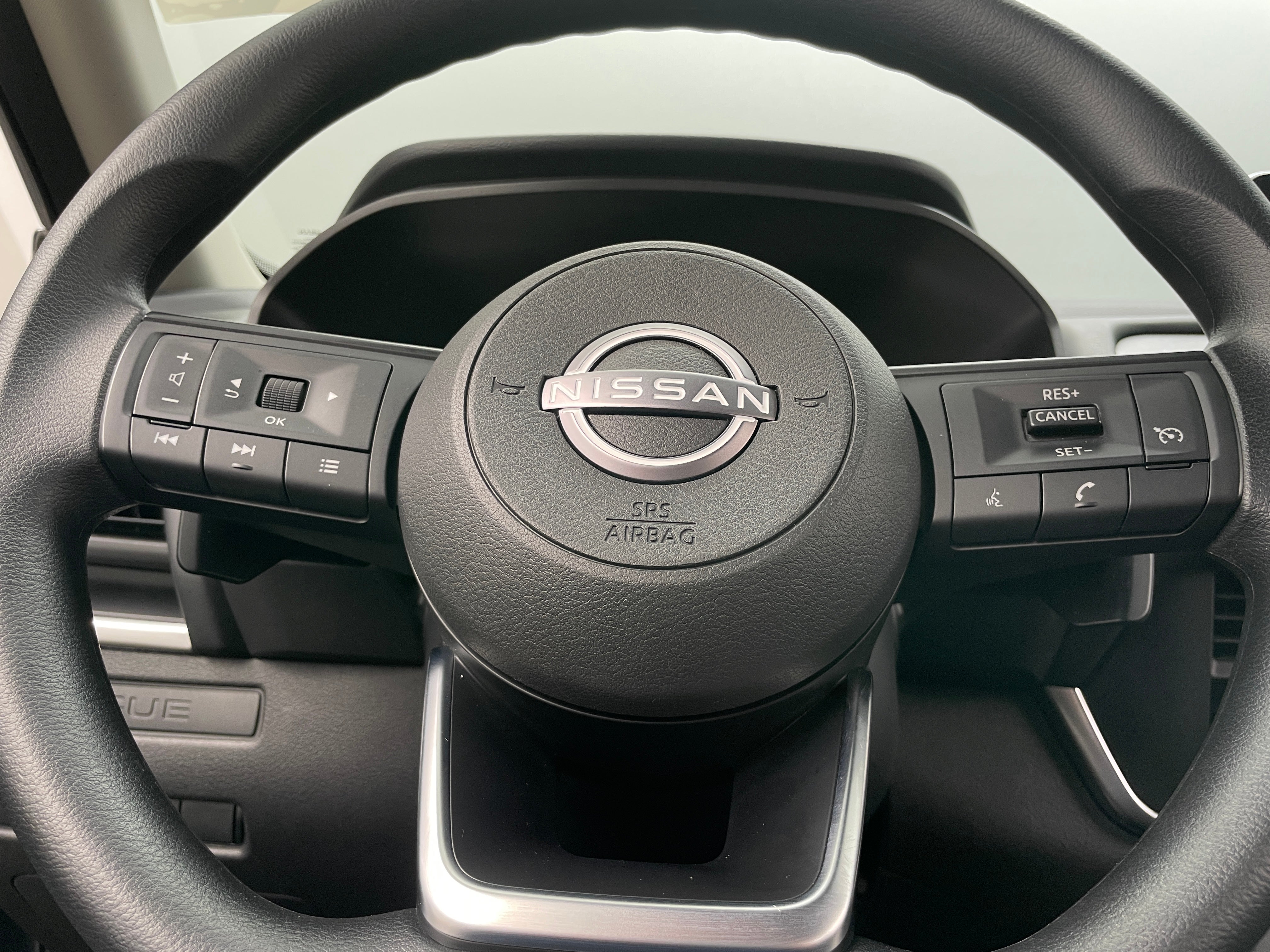 2024 Nissan Rogue S 5