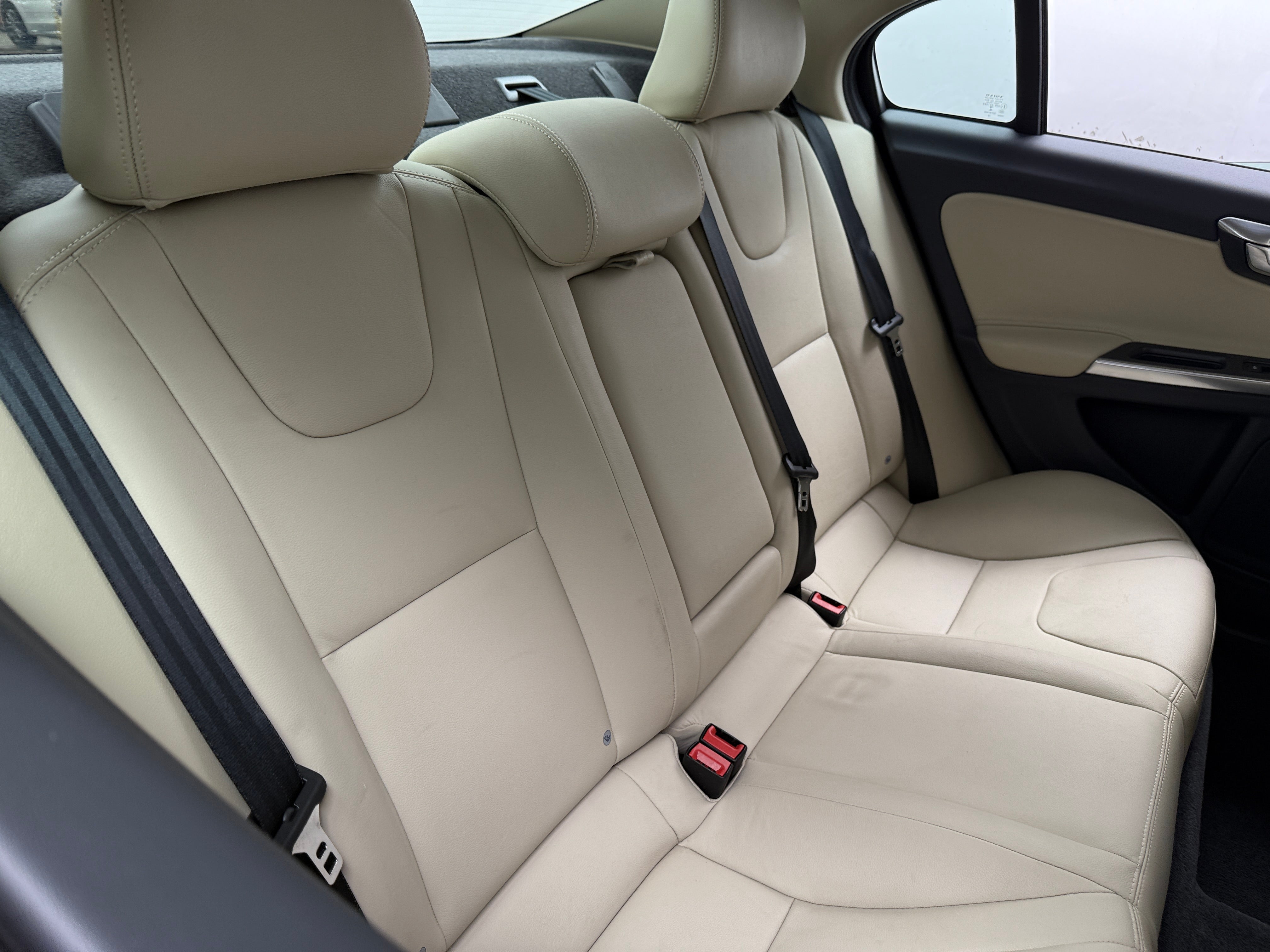 2017 Volvo S60 T5 Dynamic 5