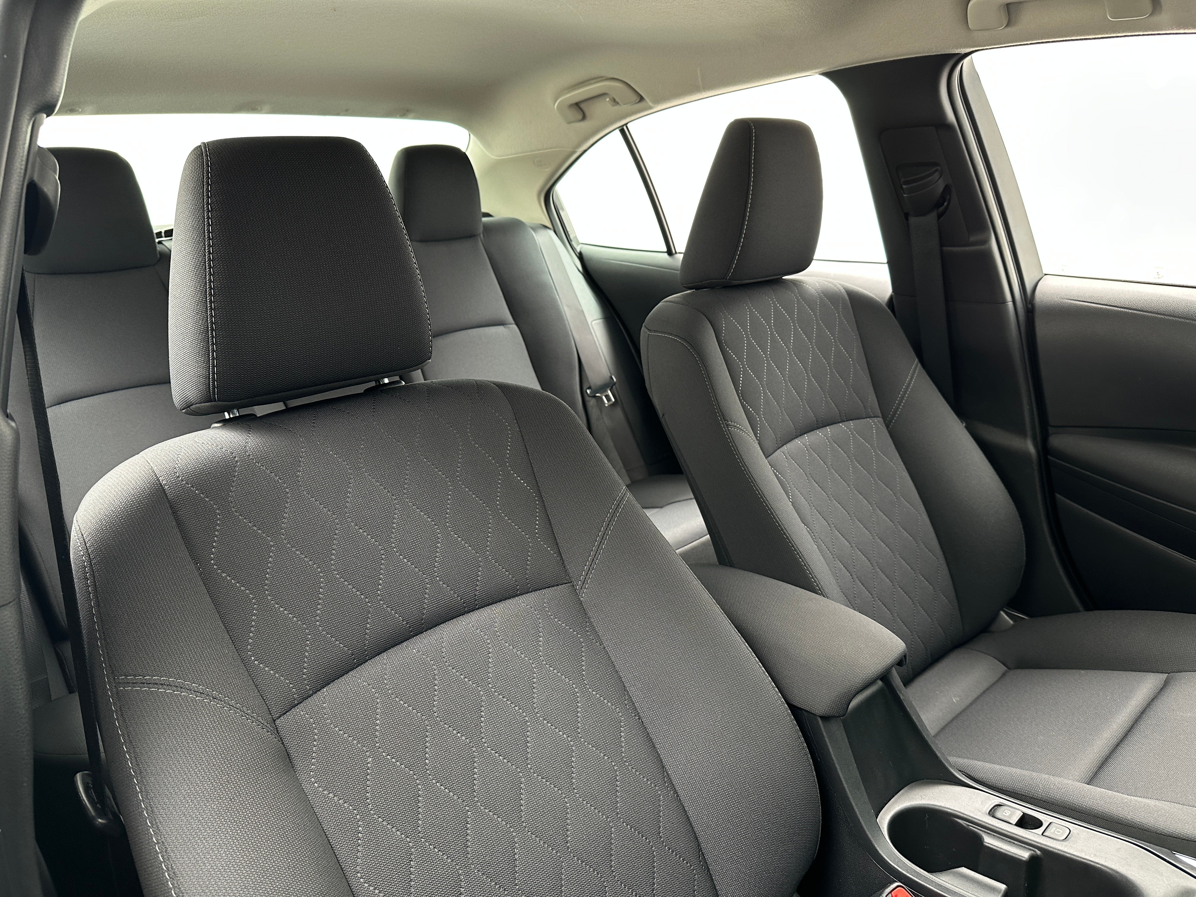 2024 Toyota Corolla LE 2