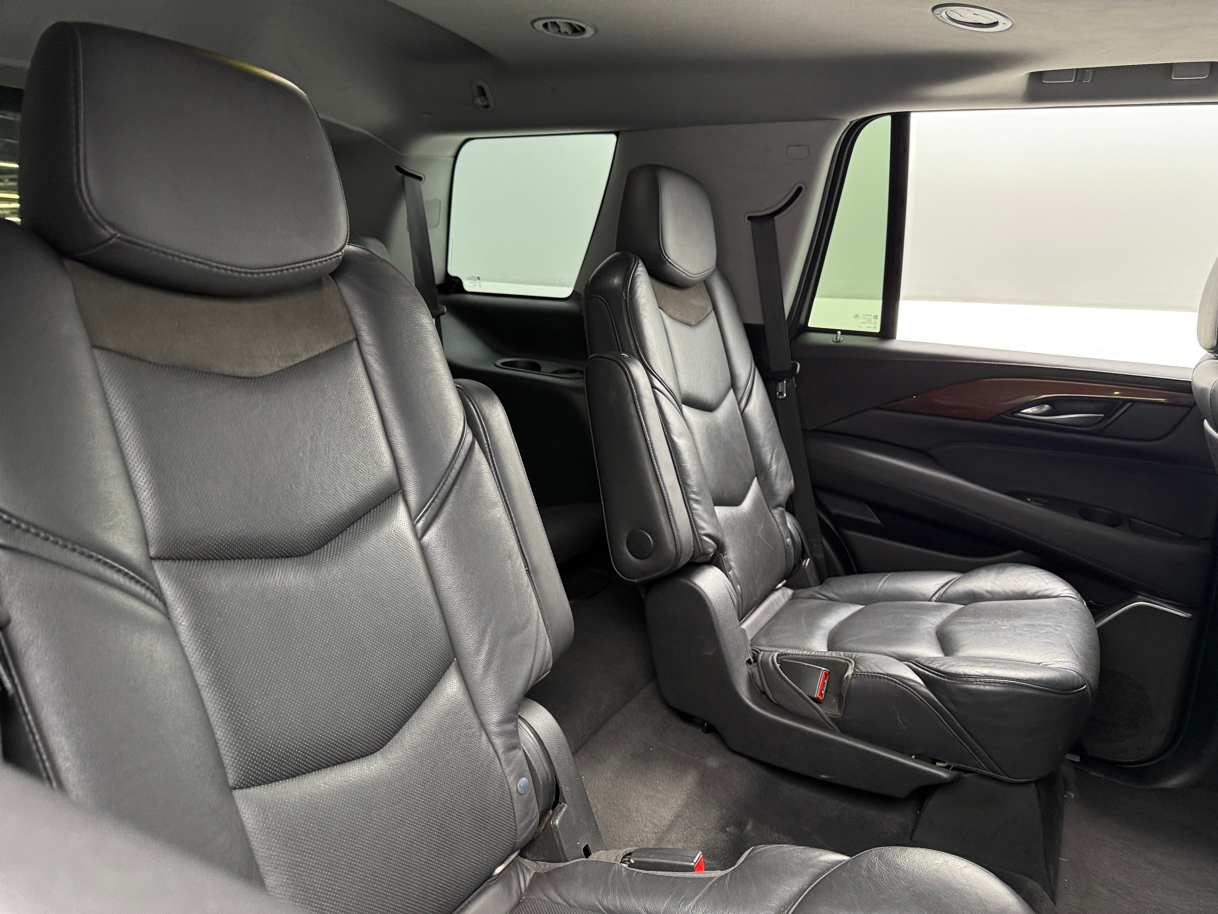 2020 Cadillac Escalade Luxury 5