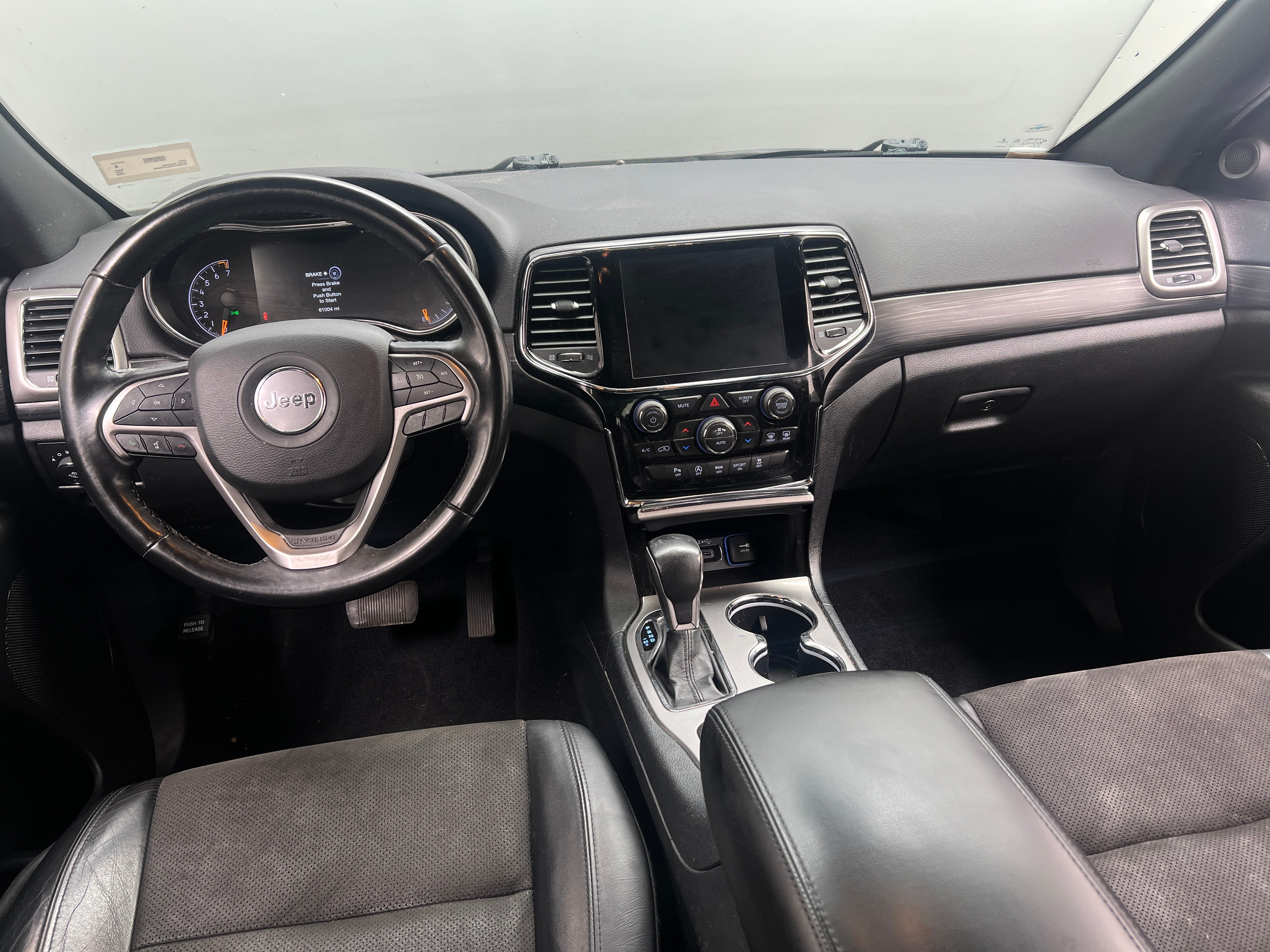 2020 Jeep Grand Cherokee Altitude 3