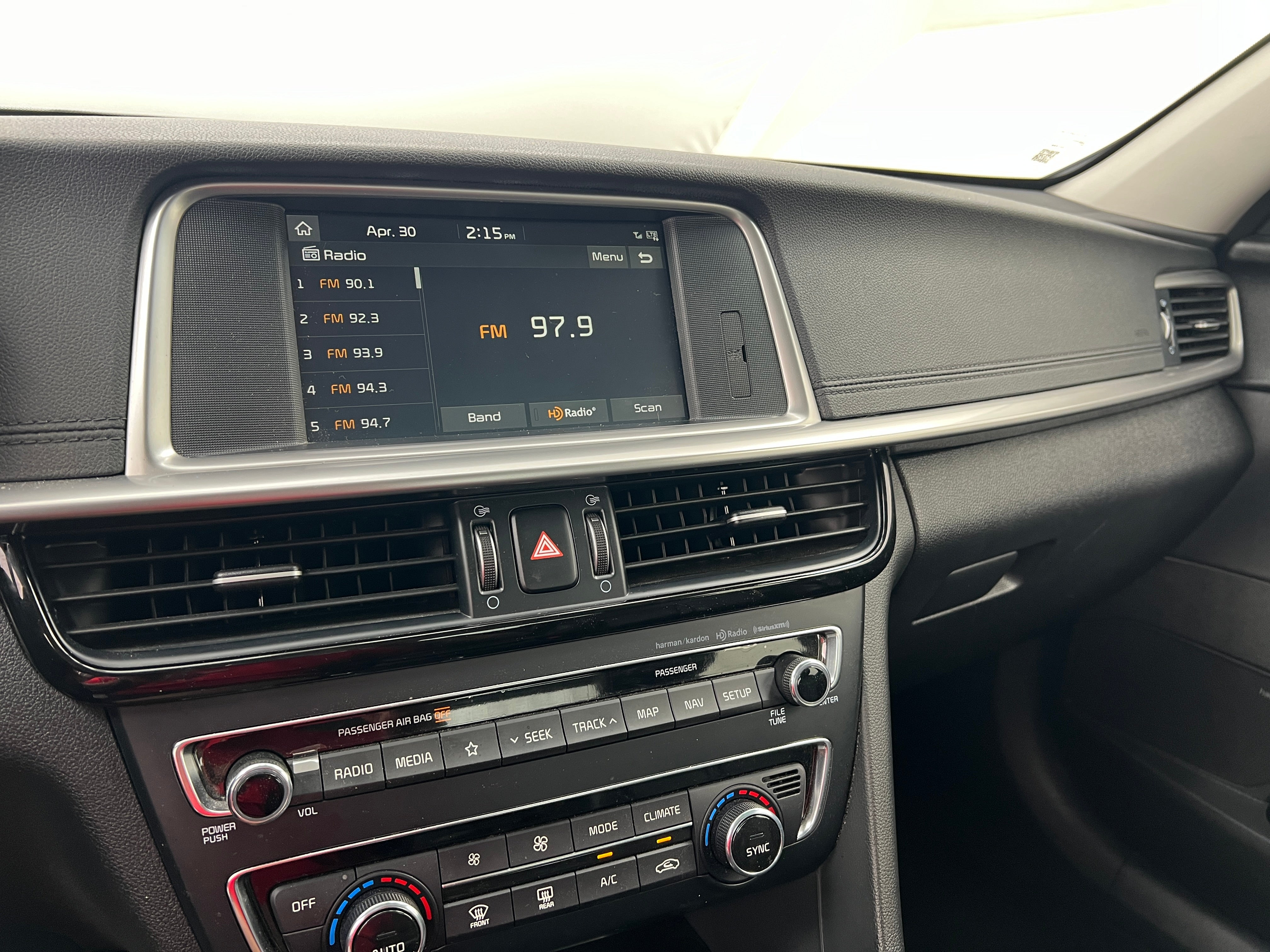 2020 Kia Optima Premium 3