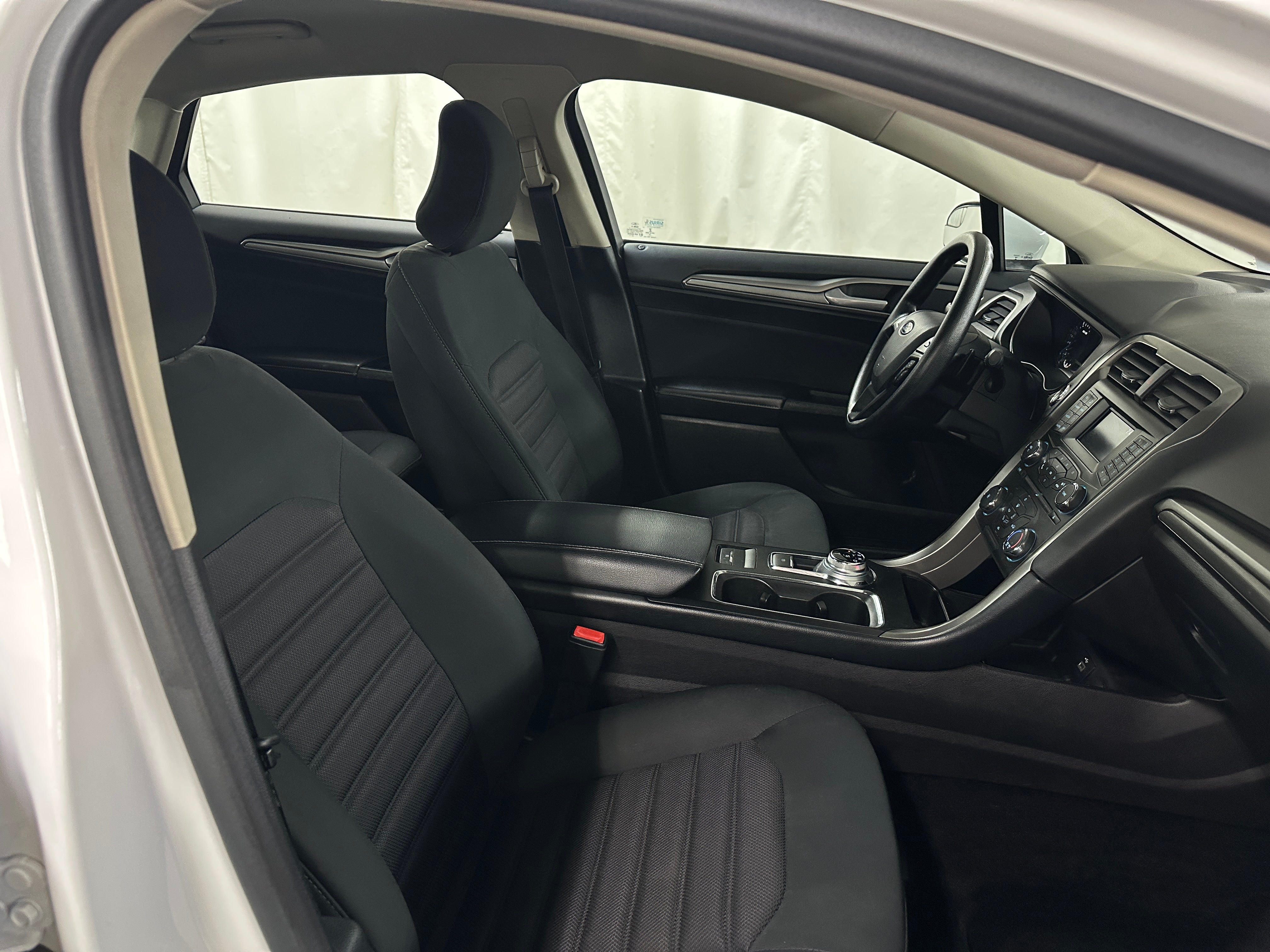 2017 Ford Fusion SE 2