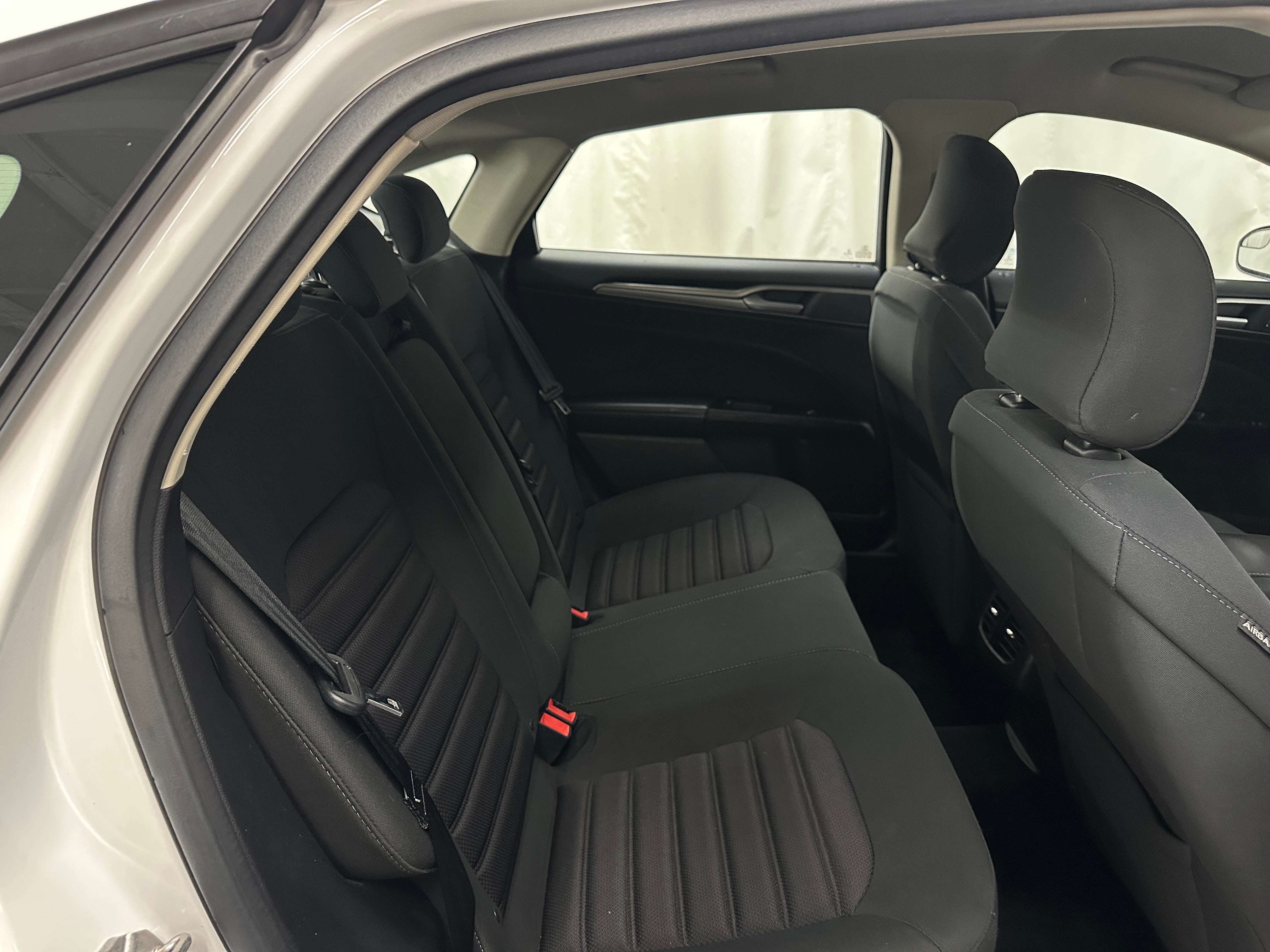 2017 Ford Fusion SE 6