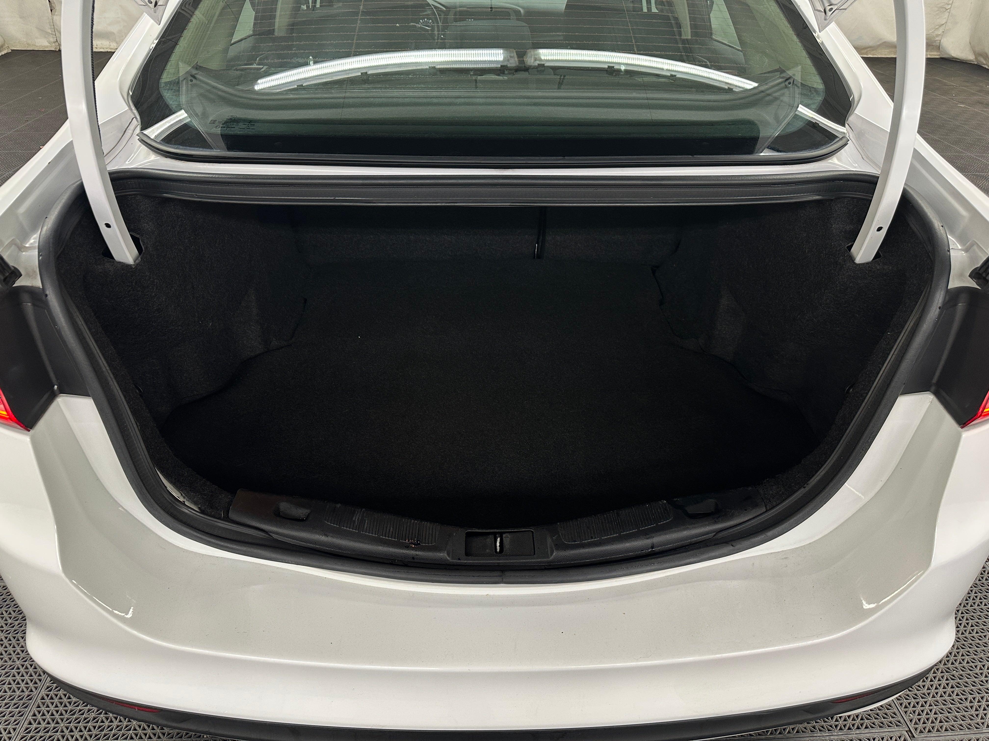 2017 Ford Fusion SE 7