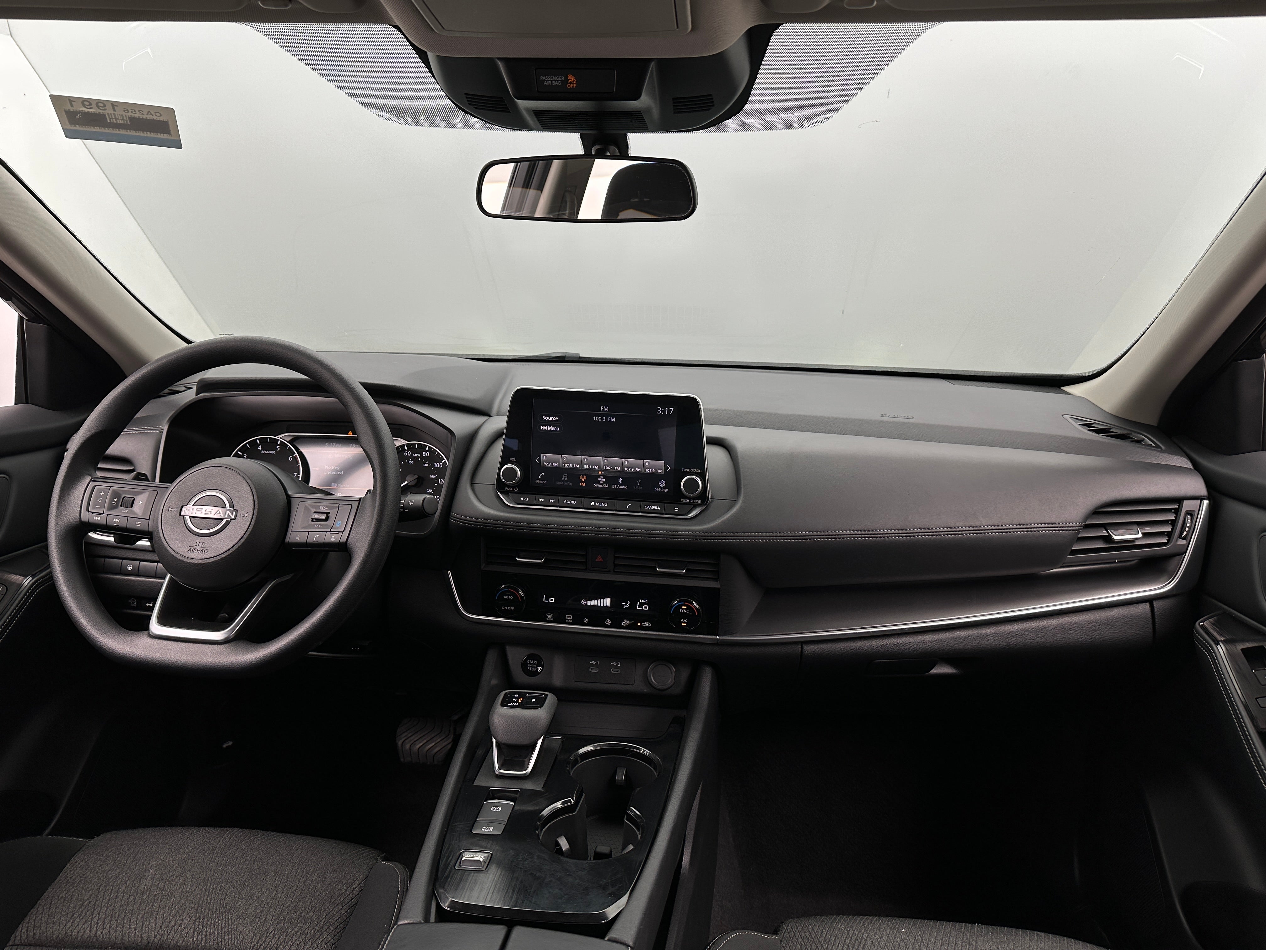 2024 Nissan Rogue SV 3