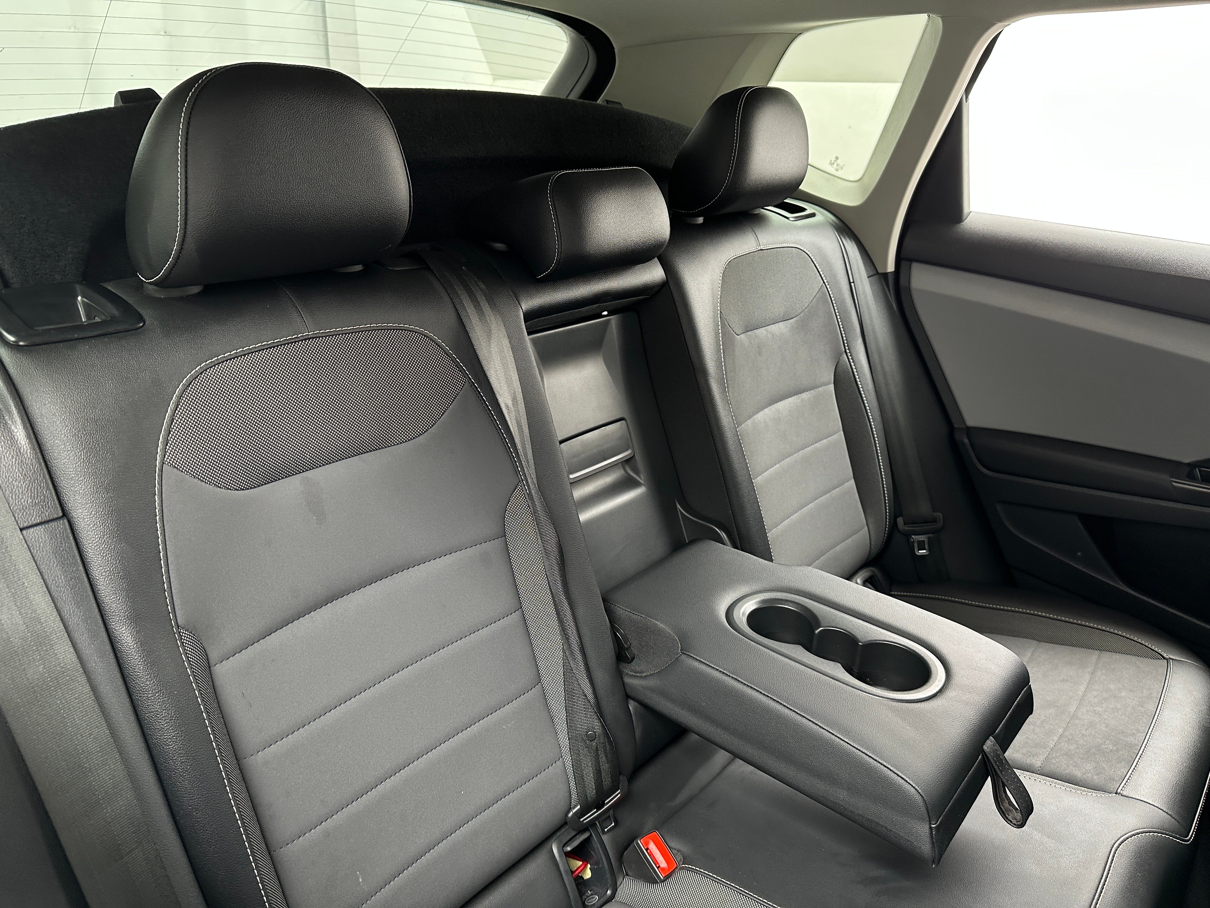 2022 Volkswagen Taos SE 6