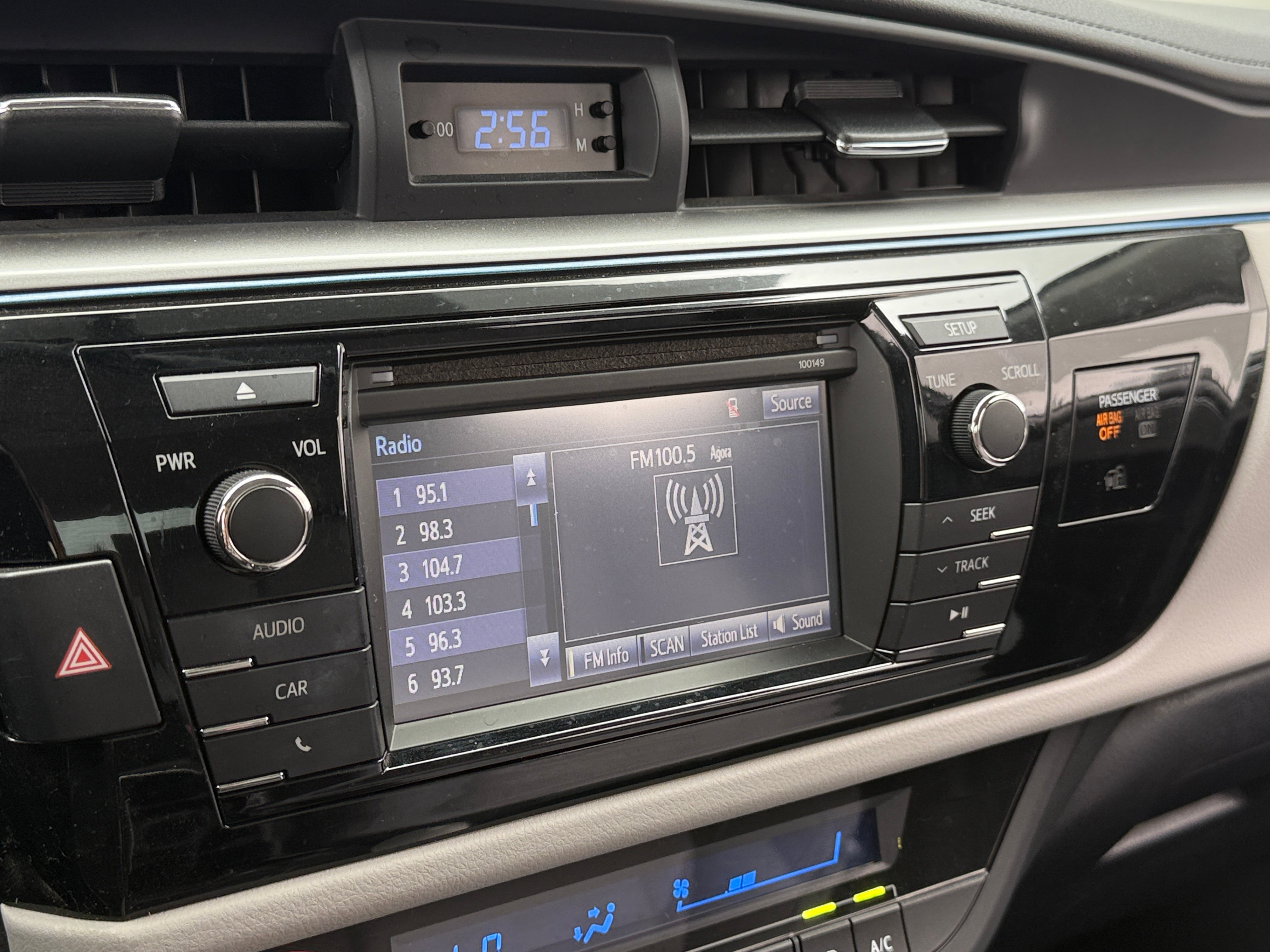 2014 Toyota Corolla LE Eco 4