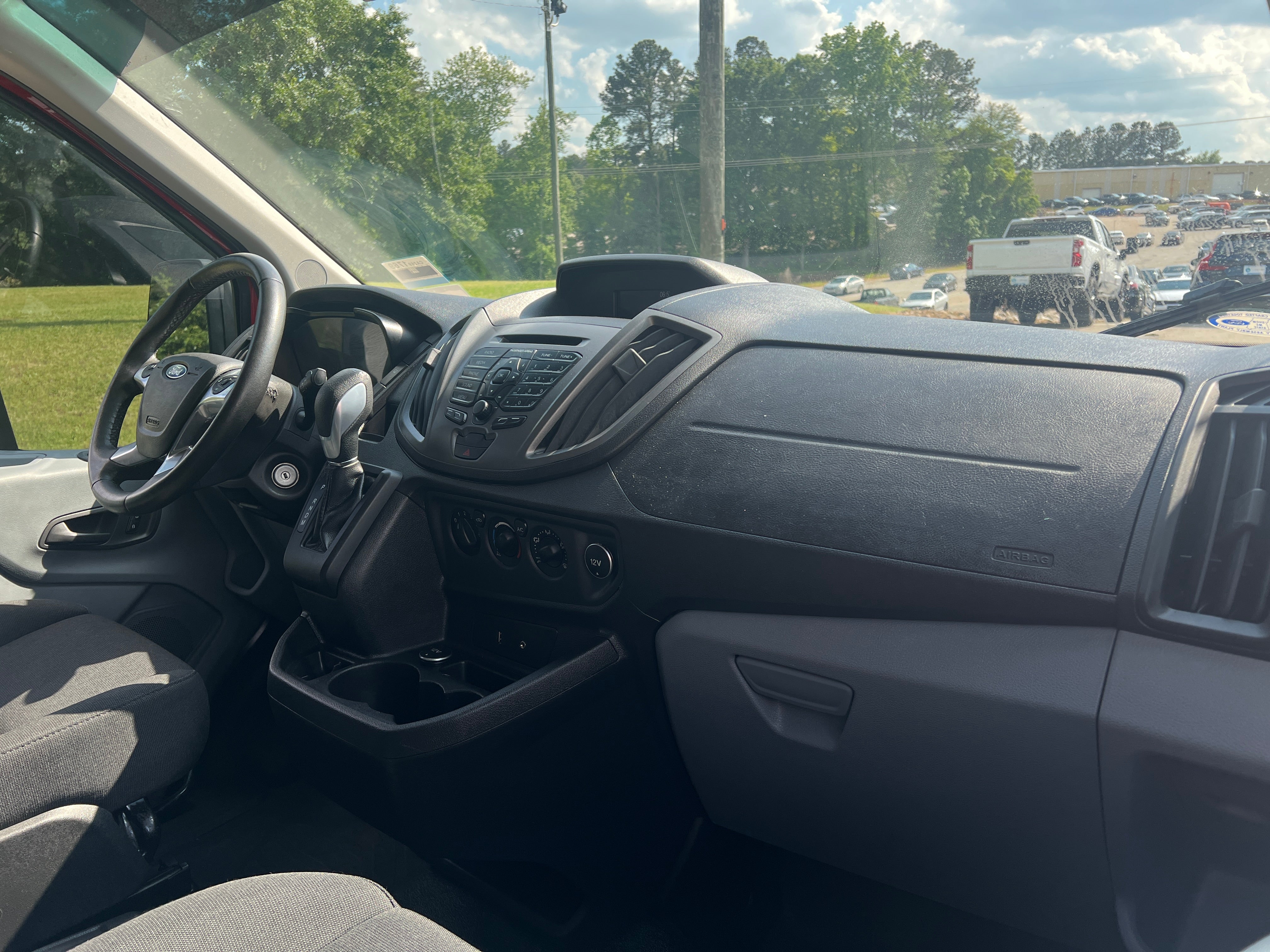 2016 Ford Transit Series 150 3