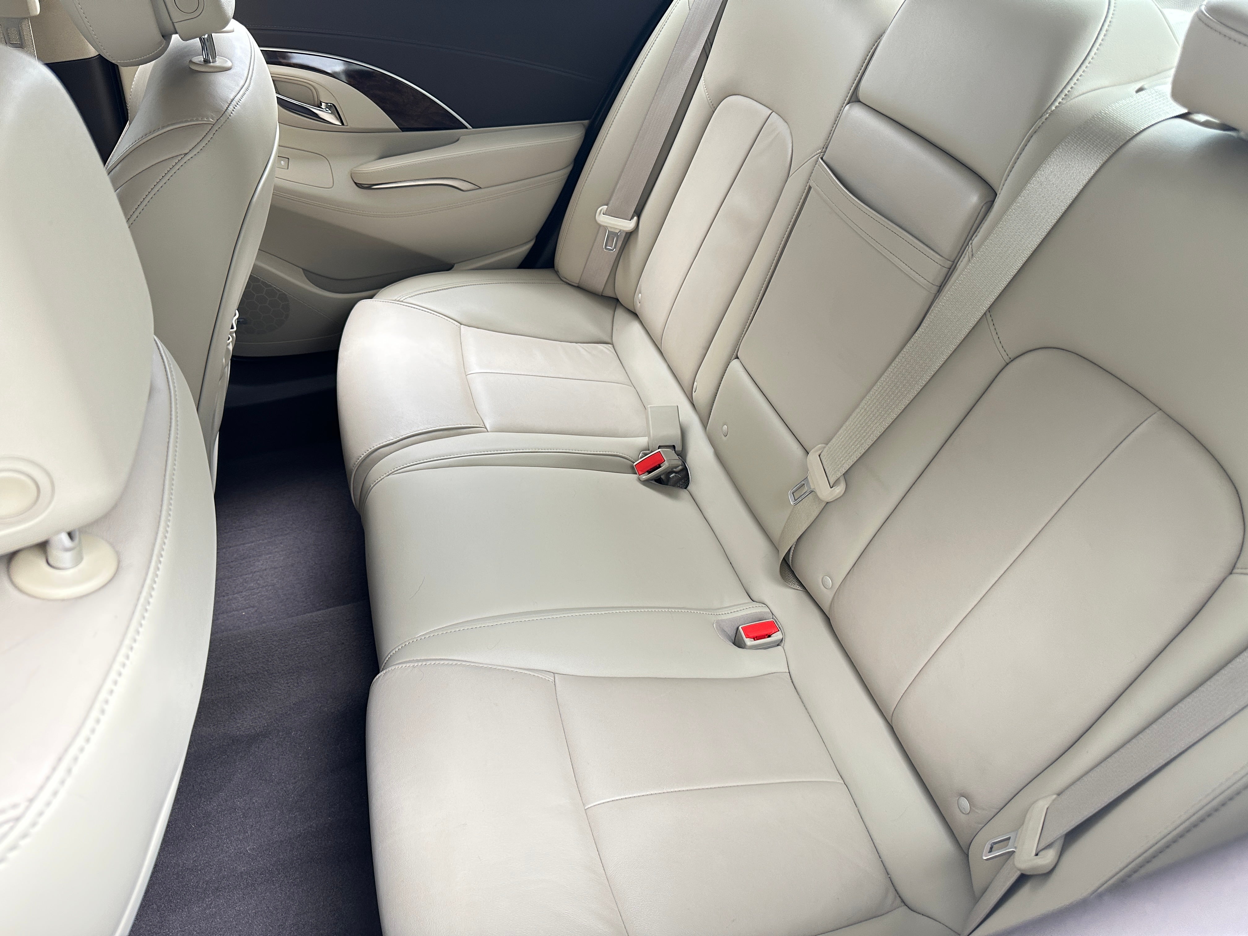 2014 Buick LaCrosse Leather Group 5