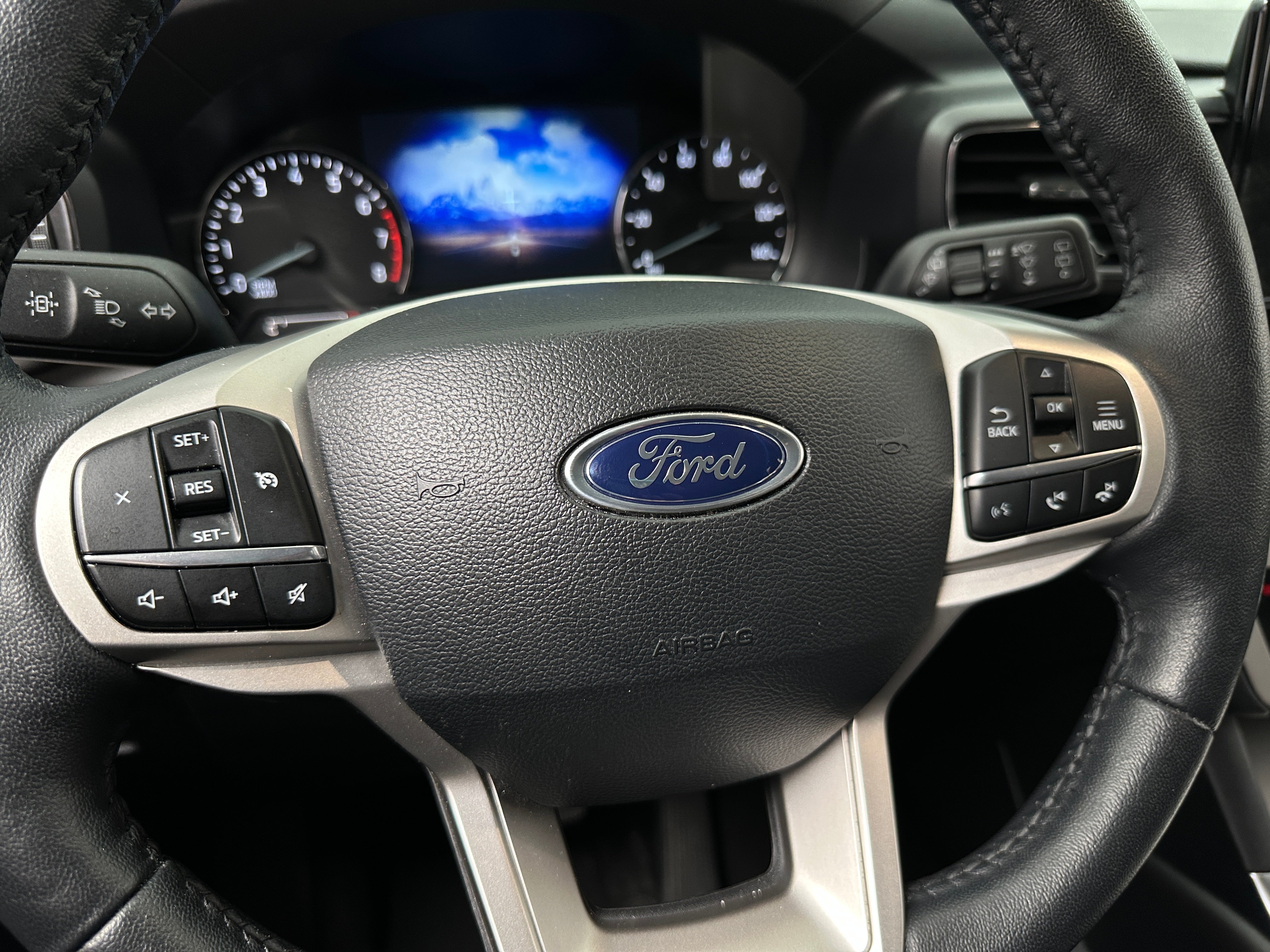 2024 Ford Explorer XLT 5