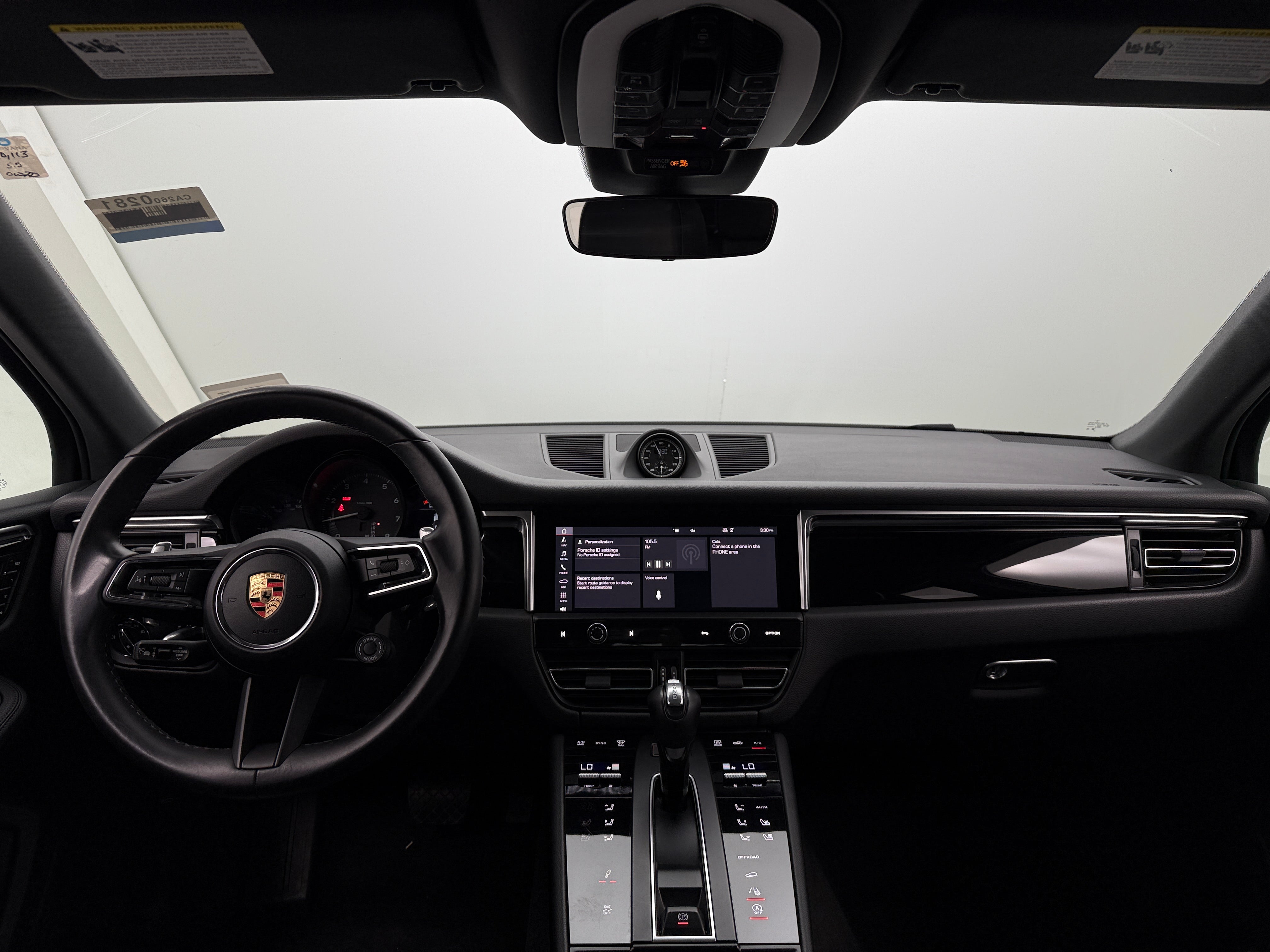 2023 Porsche Macan Base 2