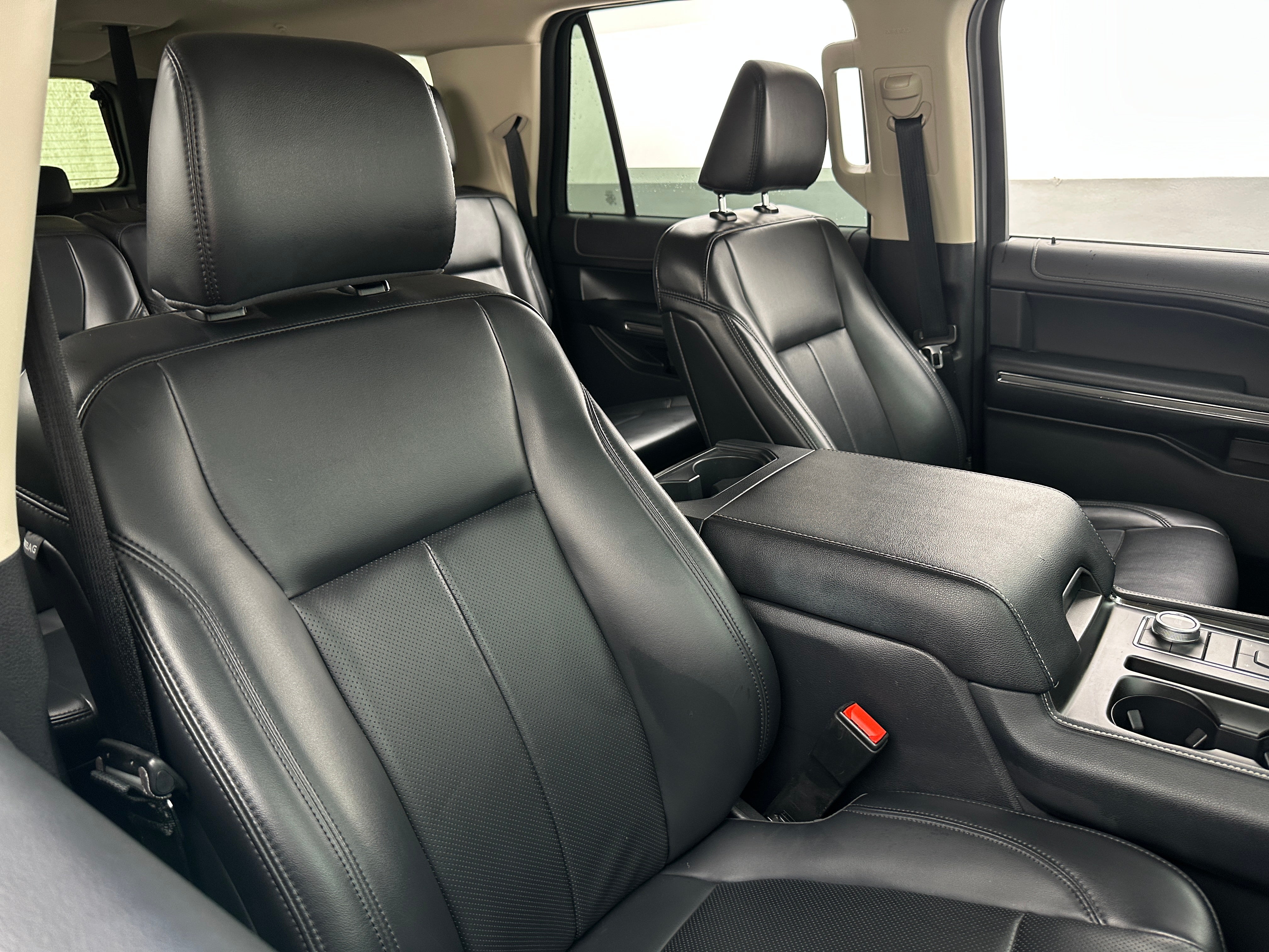 2024 Ford Expedition MAX XLT 2