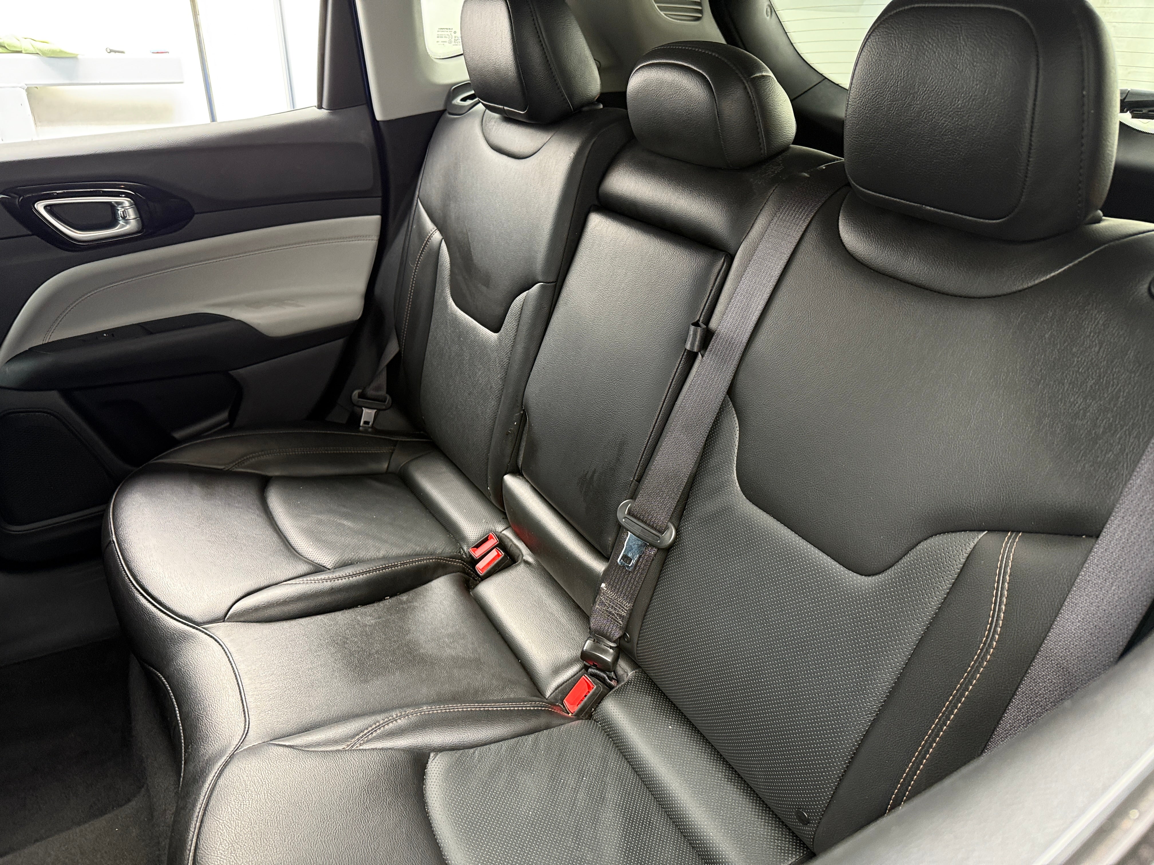 2022 Jeep Compass Limited 5