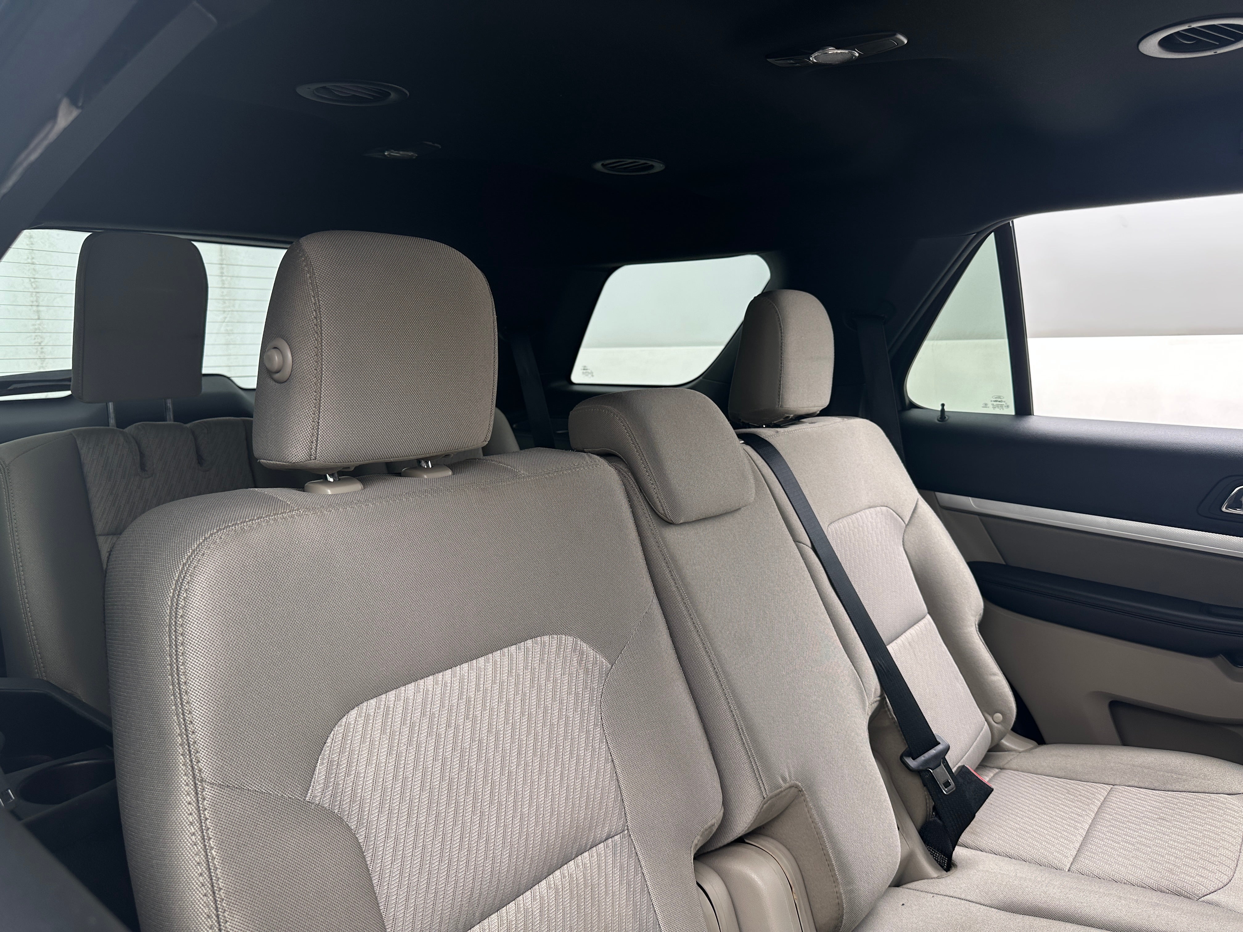2019 Ford Explorer Base 6