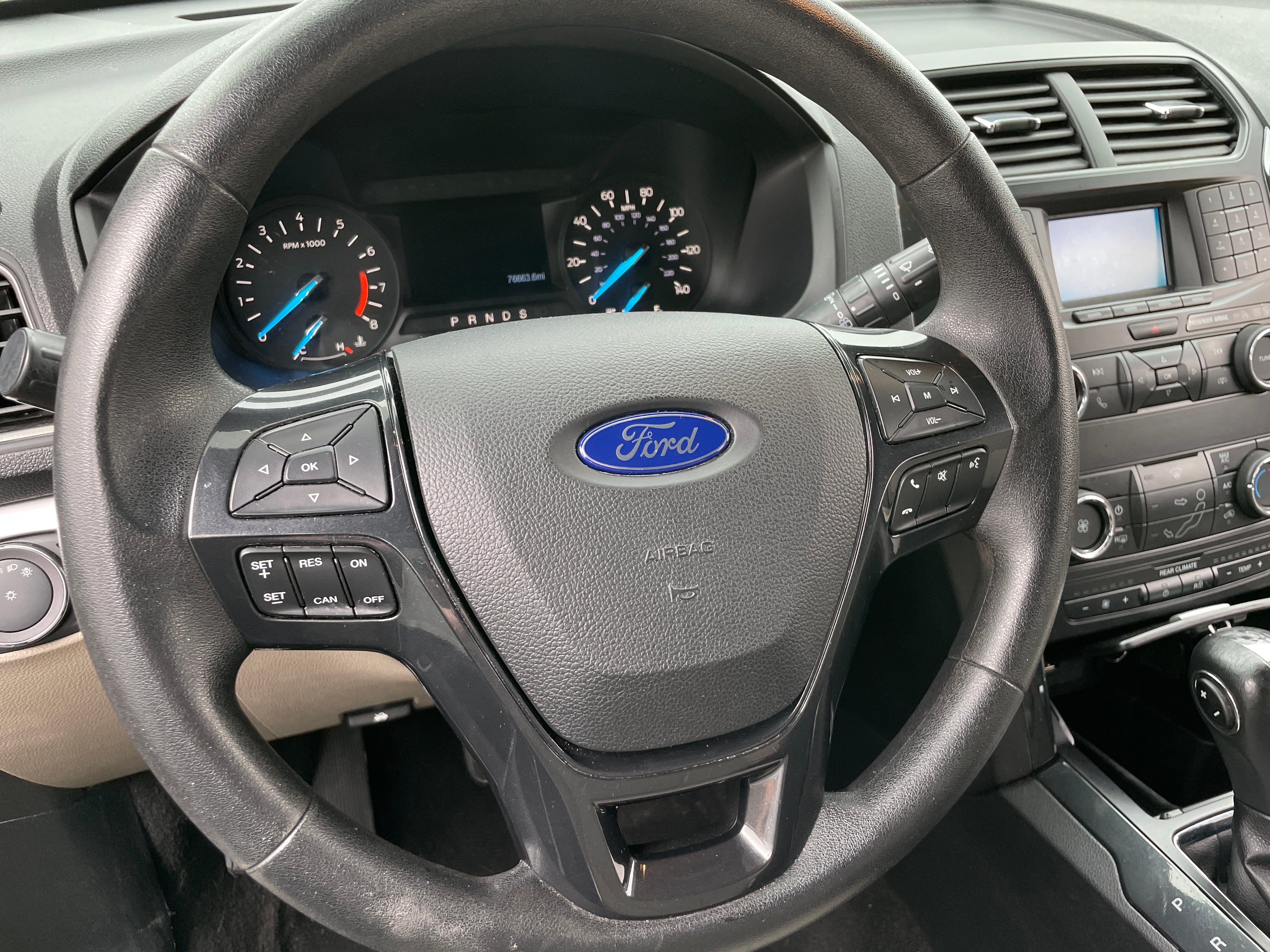 2019 Ford Explorer Base 5