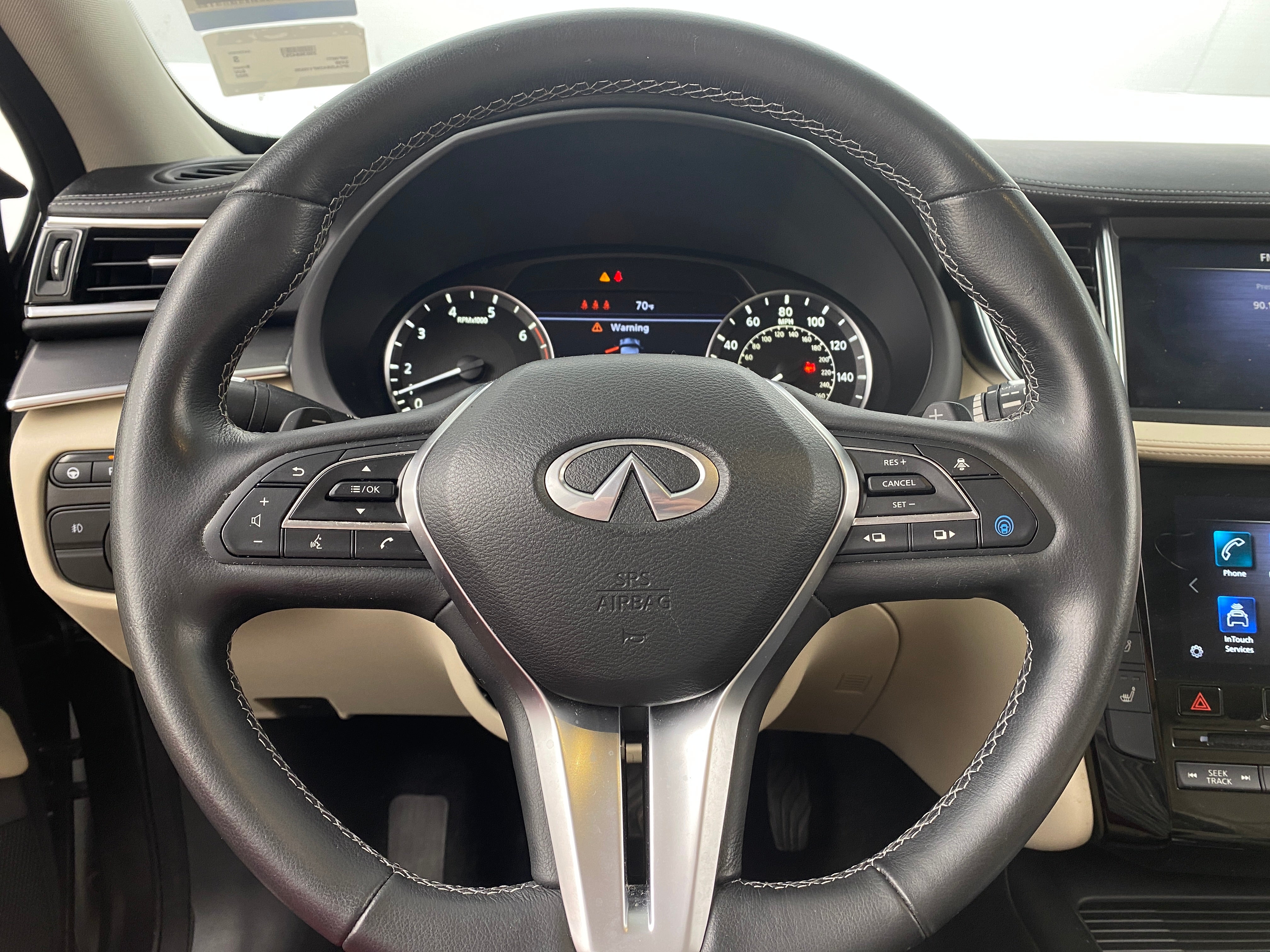 2022 INFINITI QX50 Luxe 4
