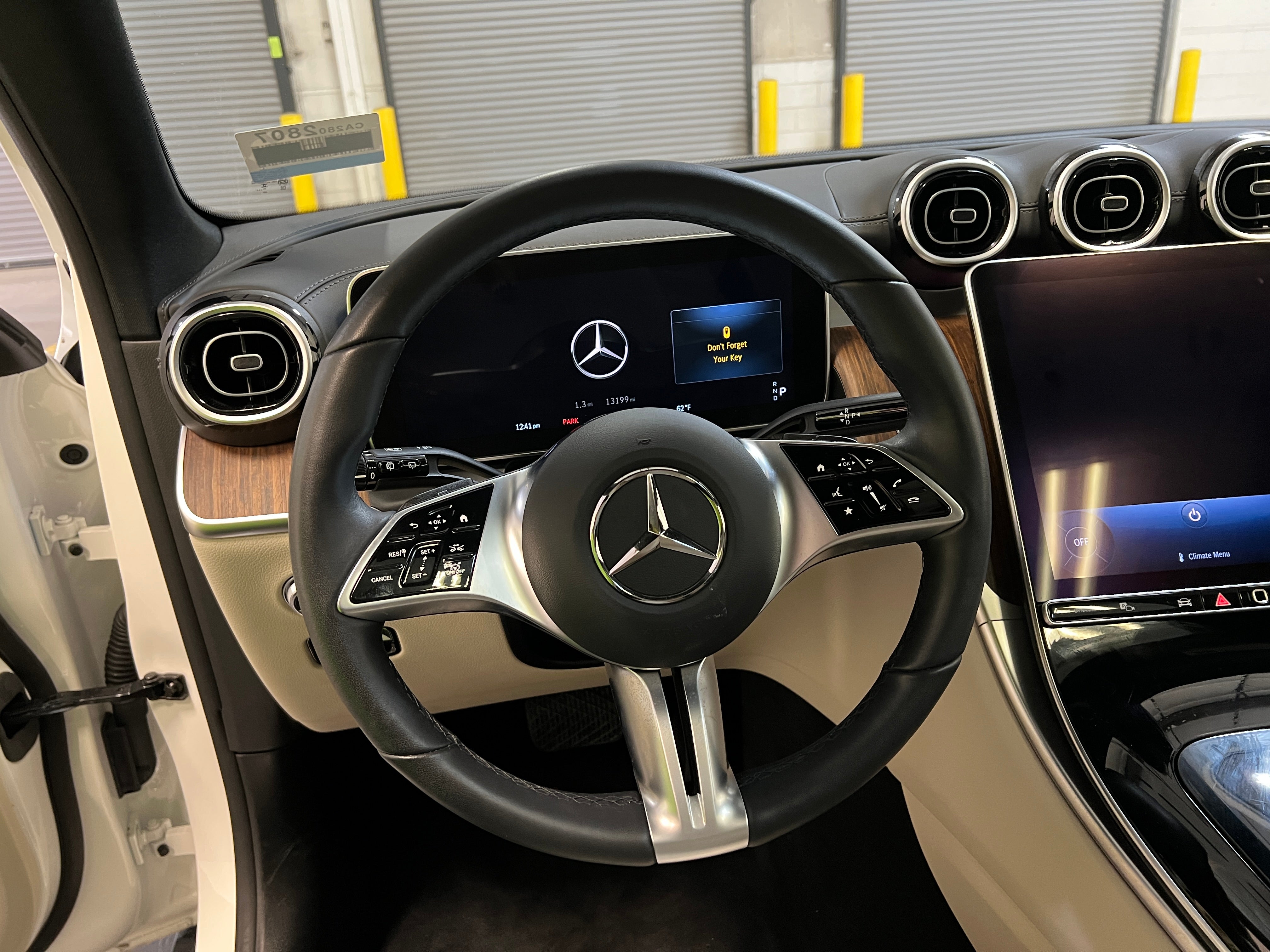 2024 Mercedes-Benz GLC 300 4