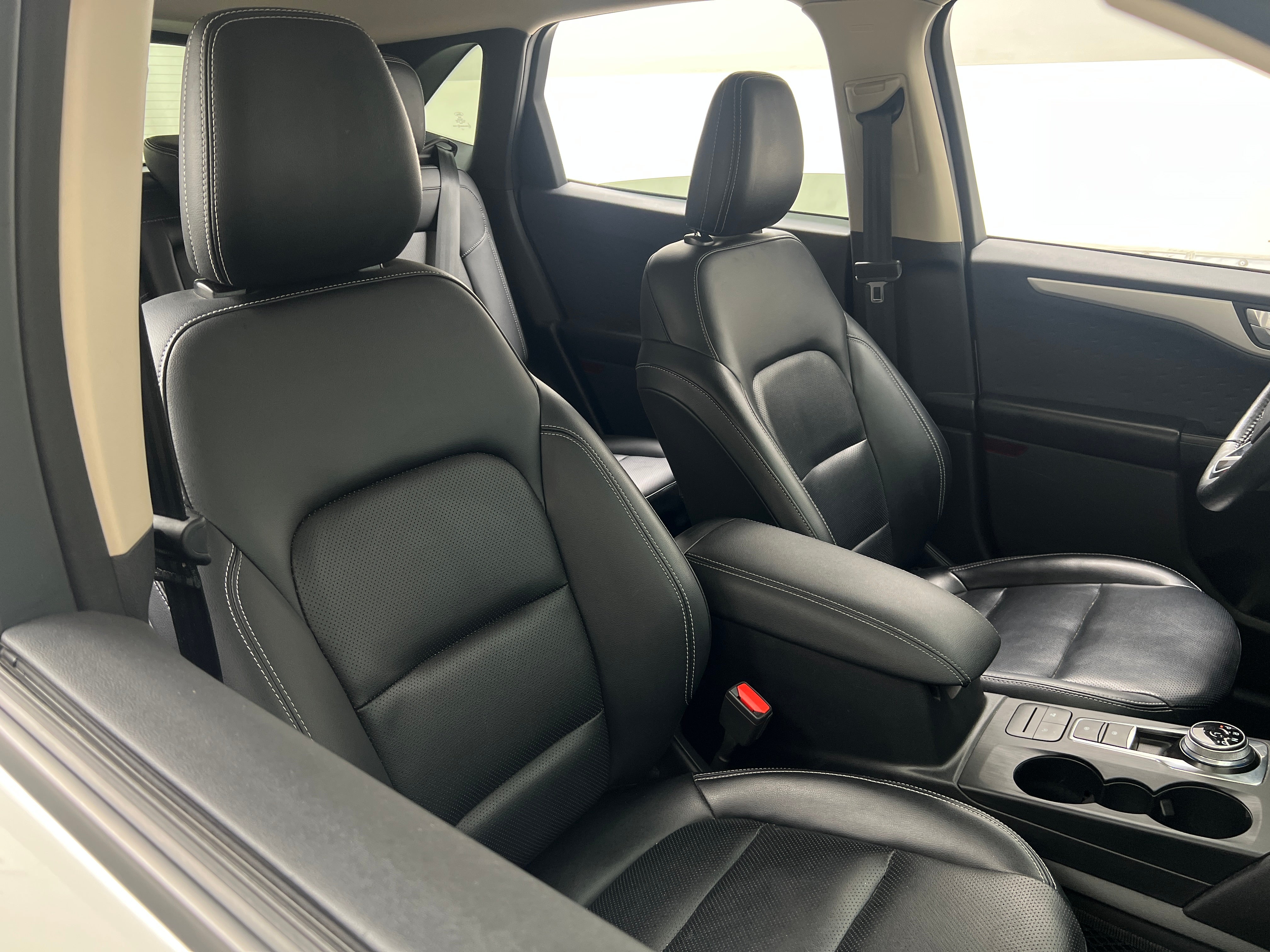 2020 Ford Escape SEL 2