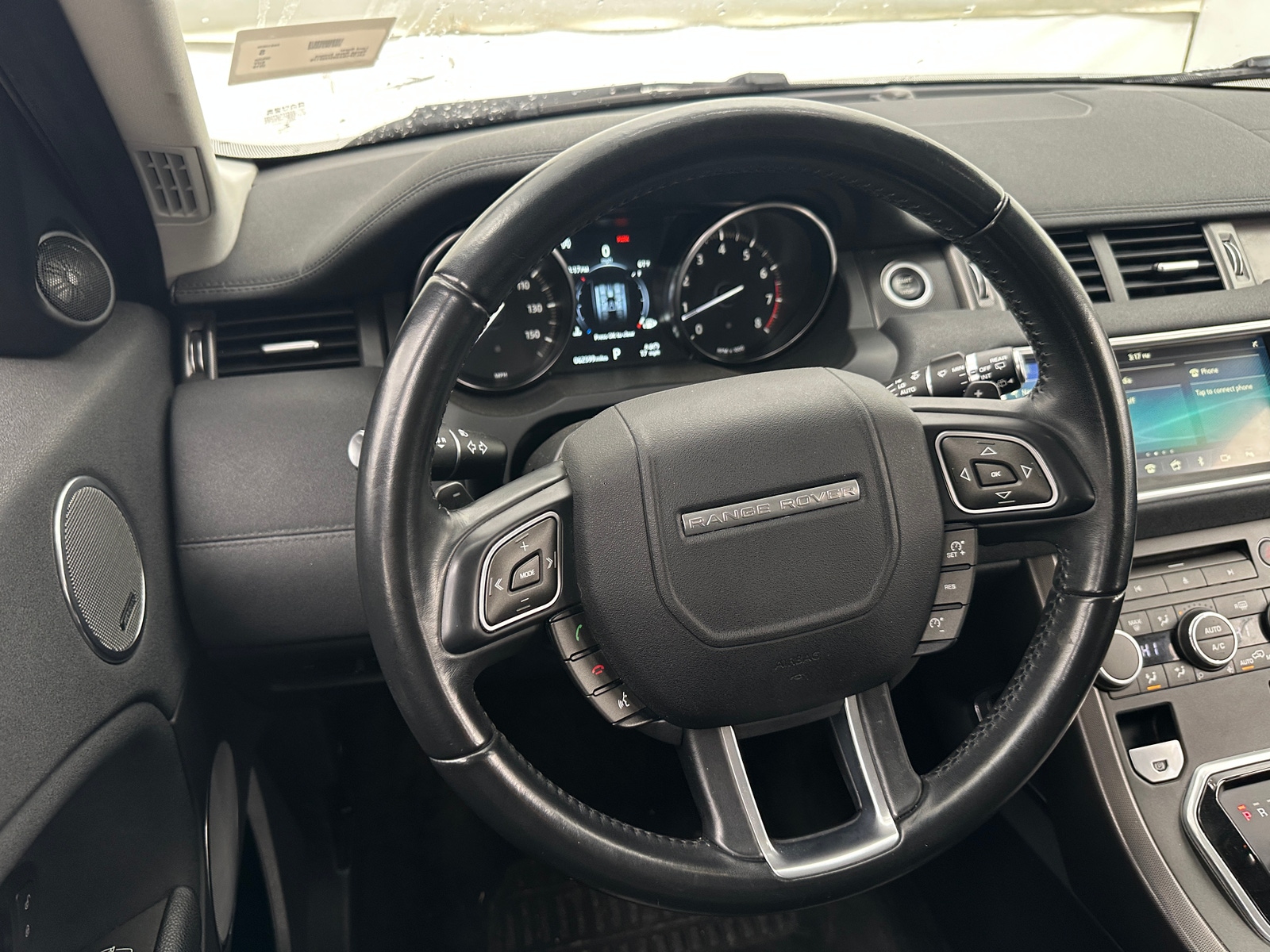 Thumbnail: 2019 Land Rover Range Rover Evoque - 4