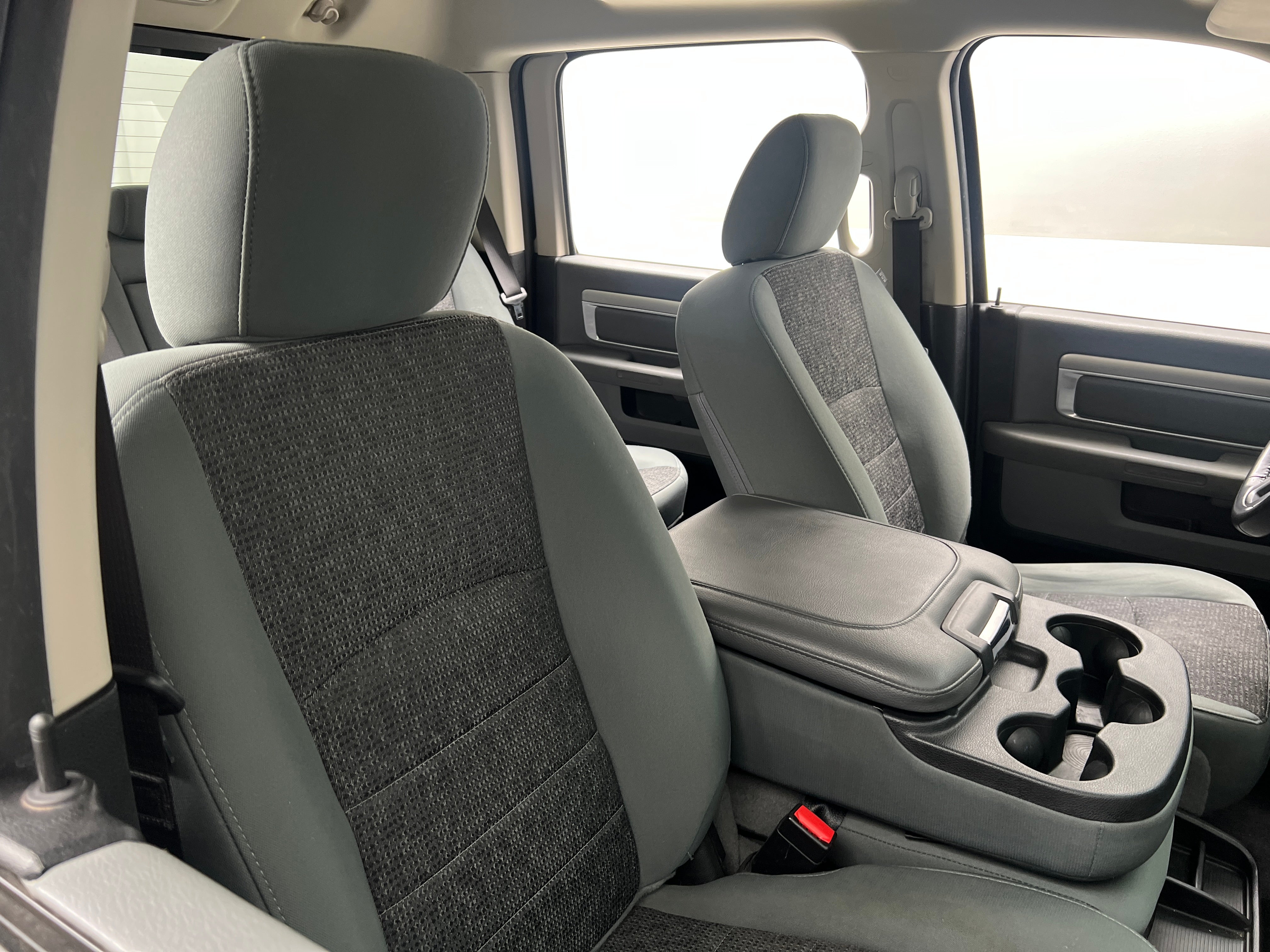 2019 RAM 1500 Classic Big Horn 2