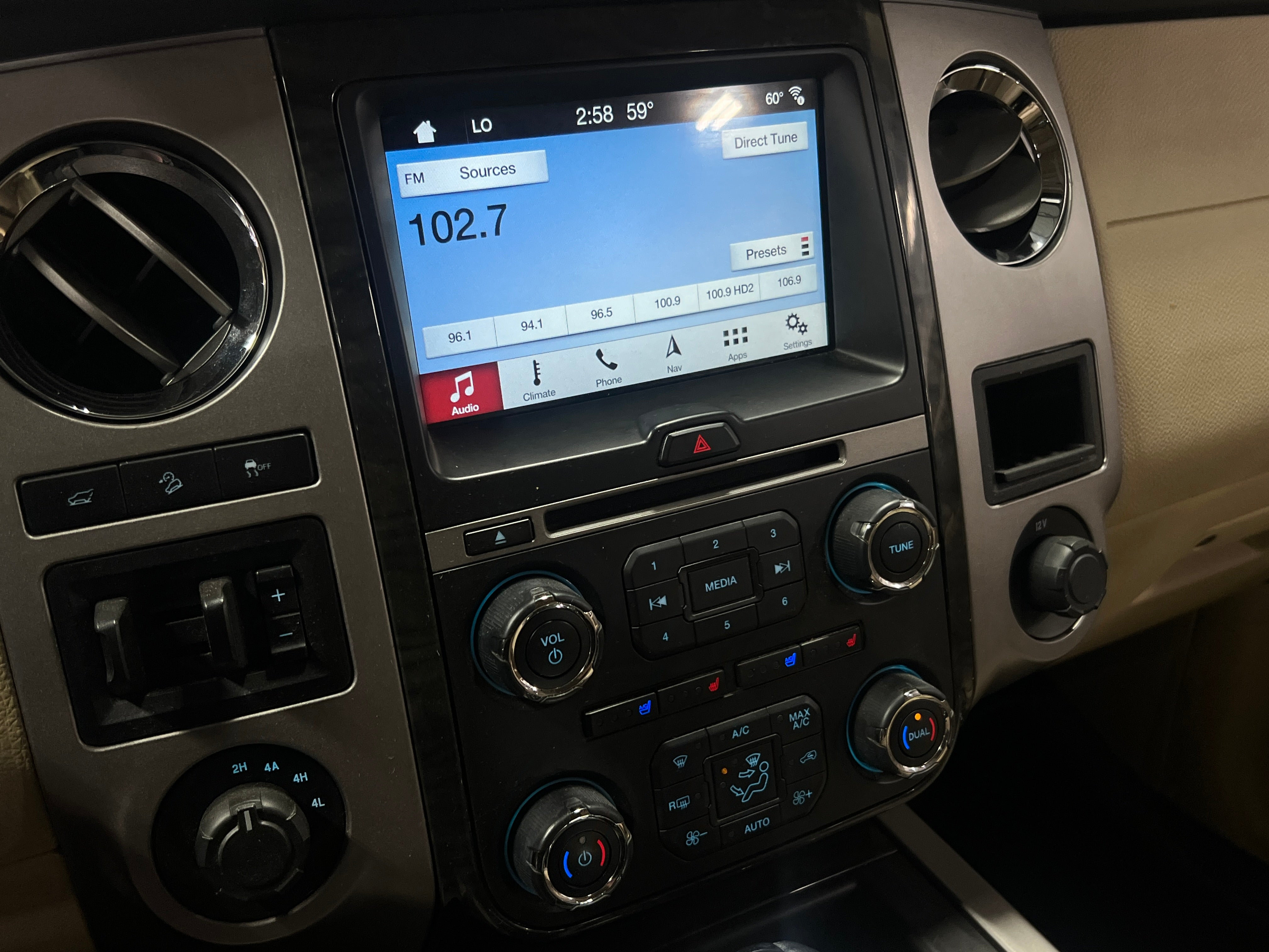 2017 Ford Expedition Limited 3