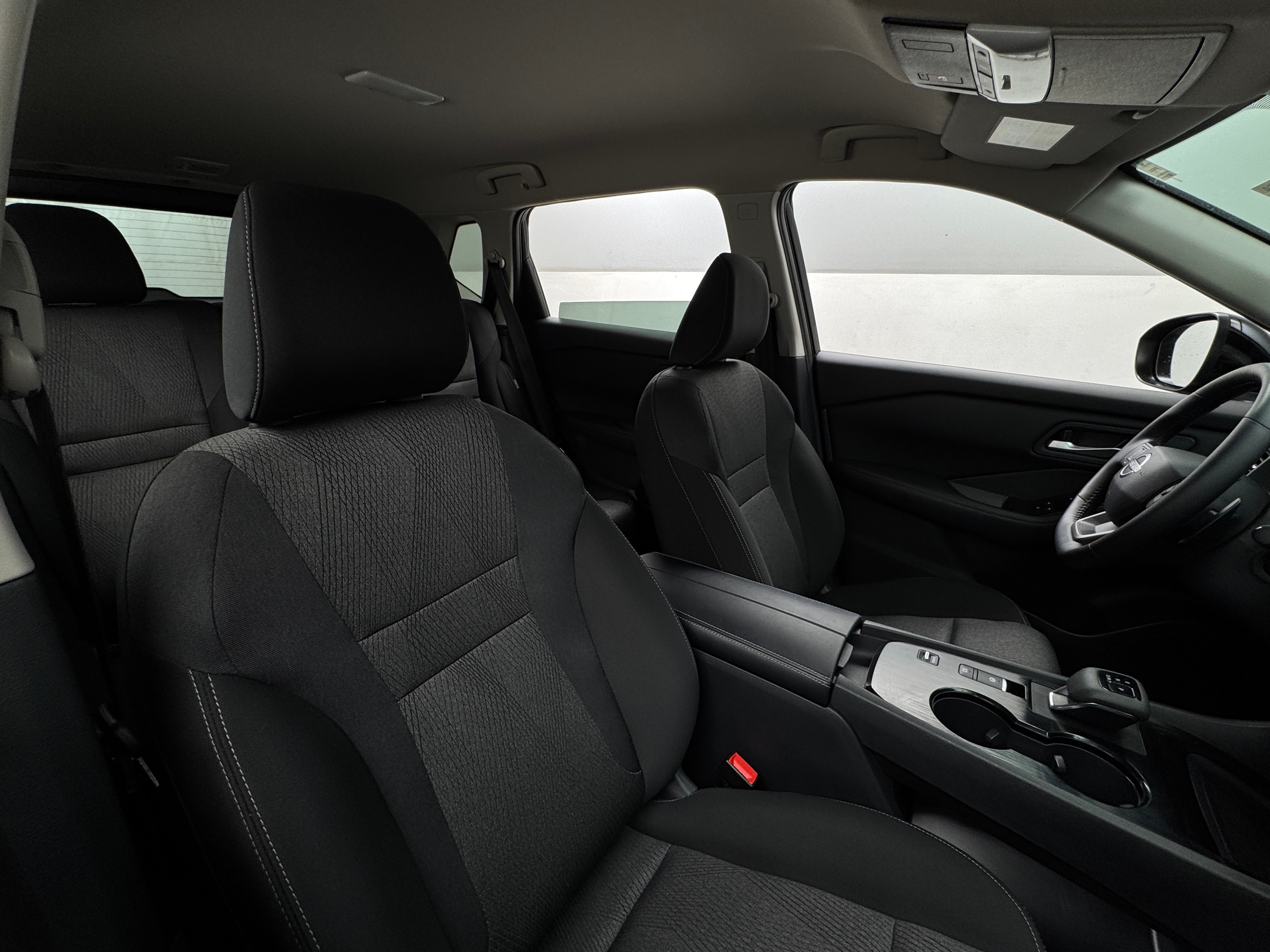 2025 Nissan Rogue SV 2