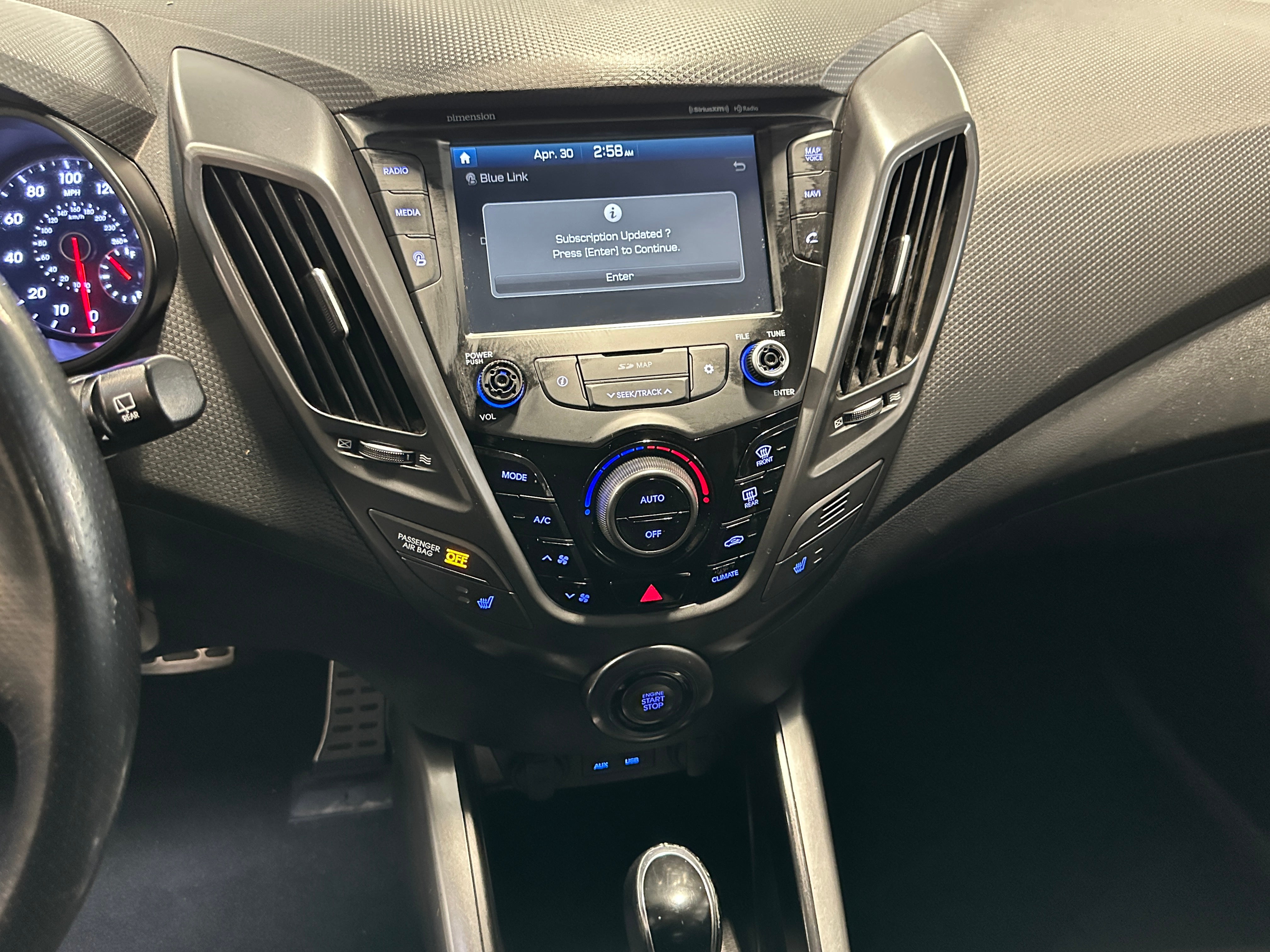 2016 Hyundai Veloster Turbo 2