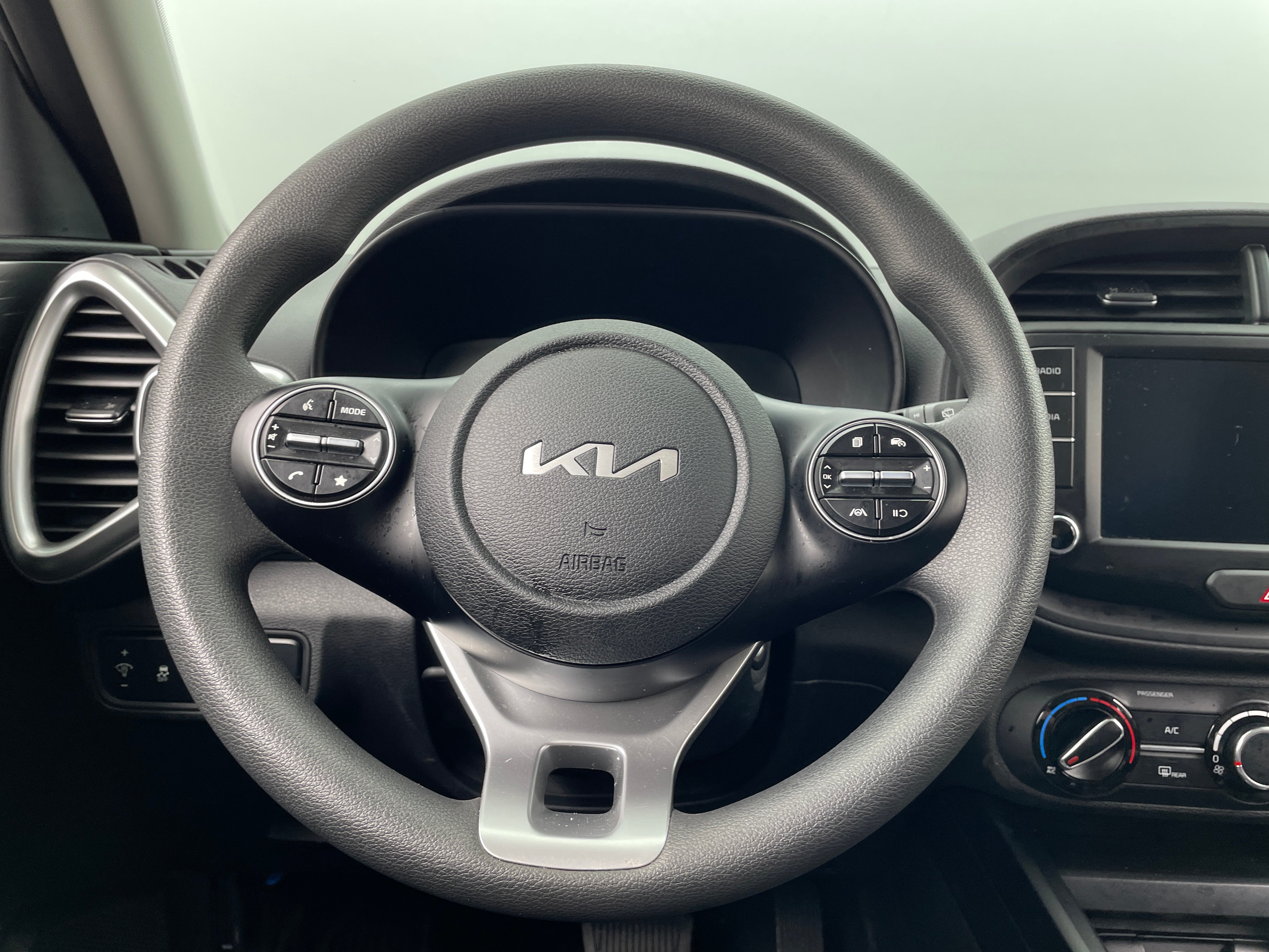 2024 Kia Soul LX 5