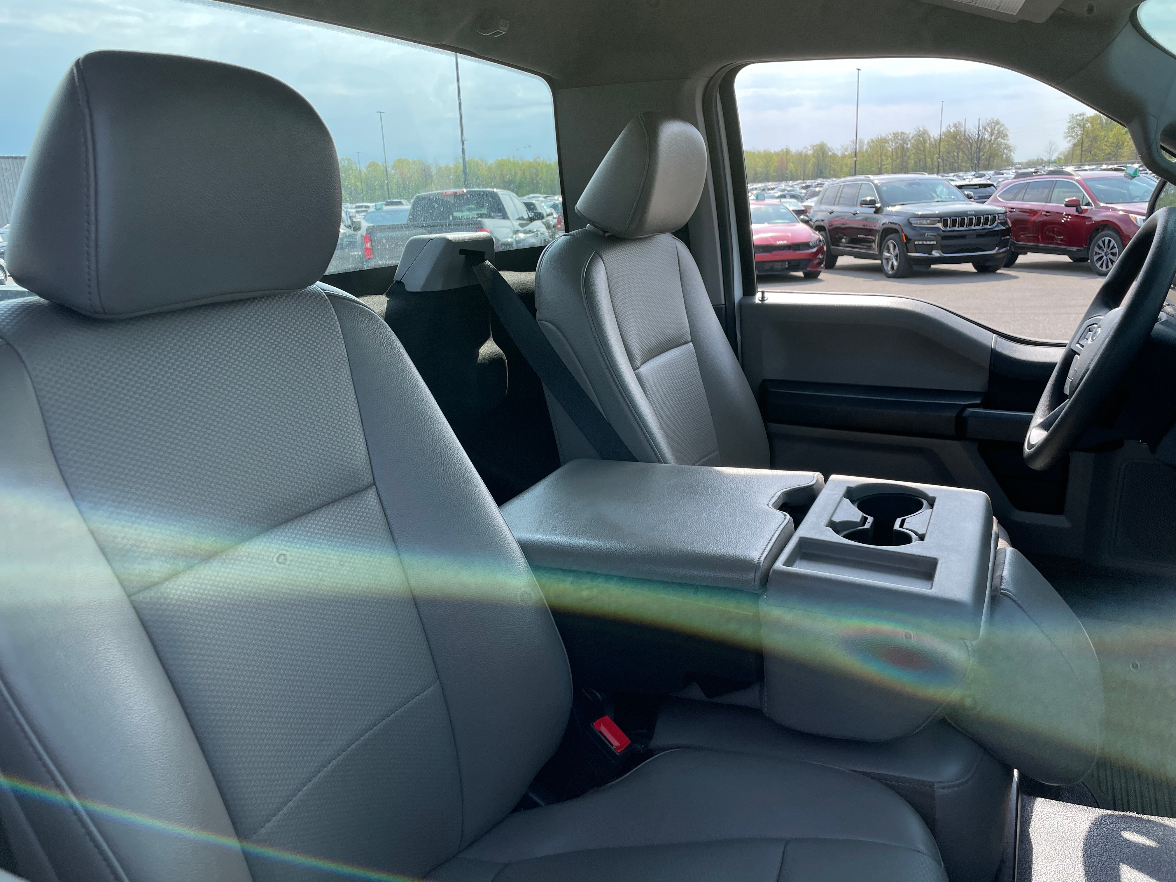 2022 Ford Econoline E-250 2