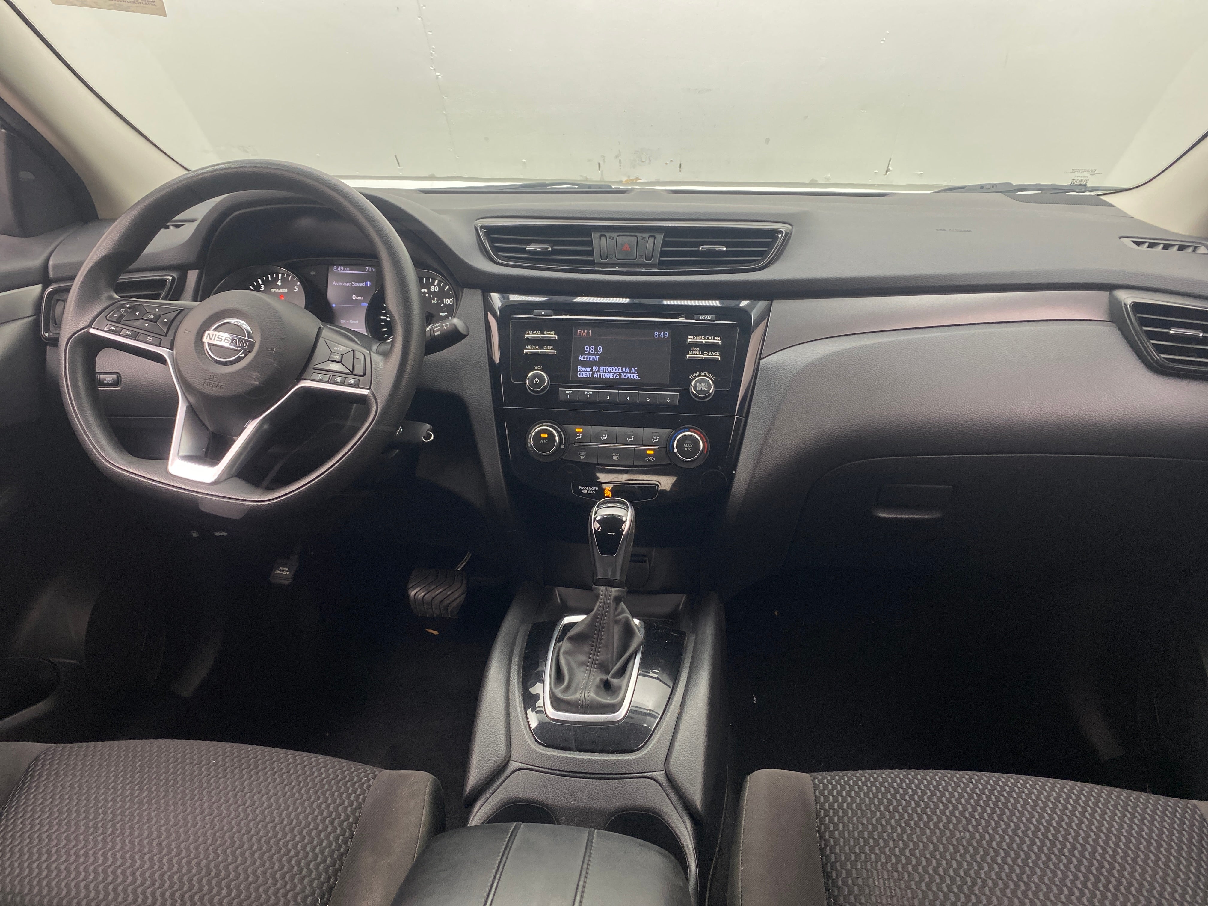 2018 Nissan Rogue Sport S 3