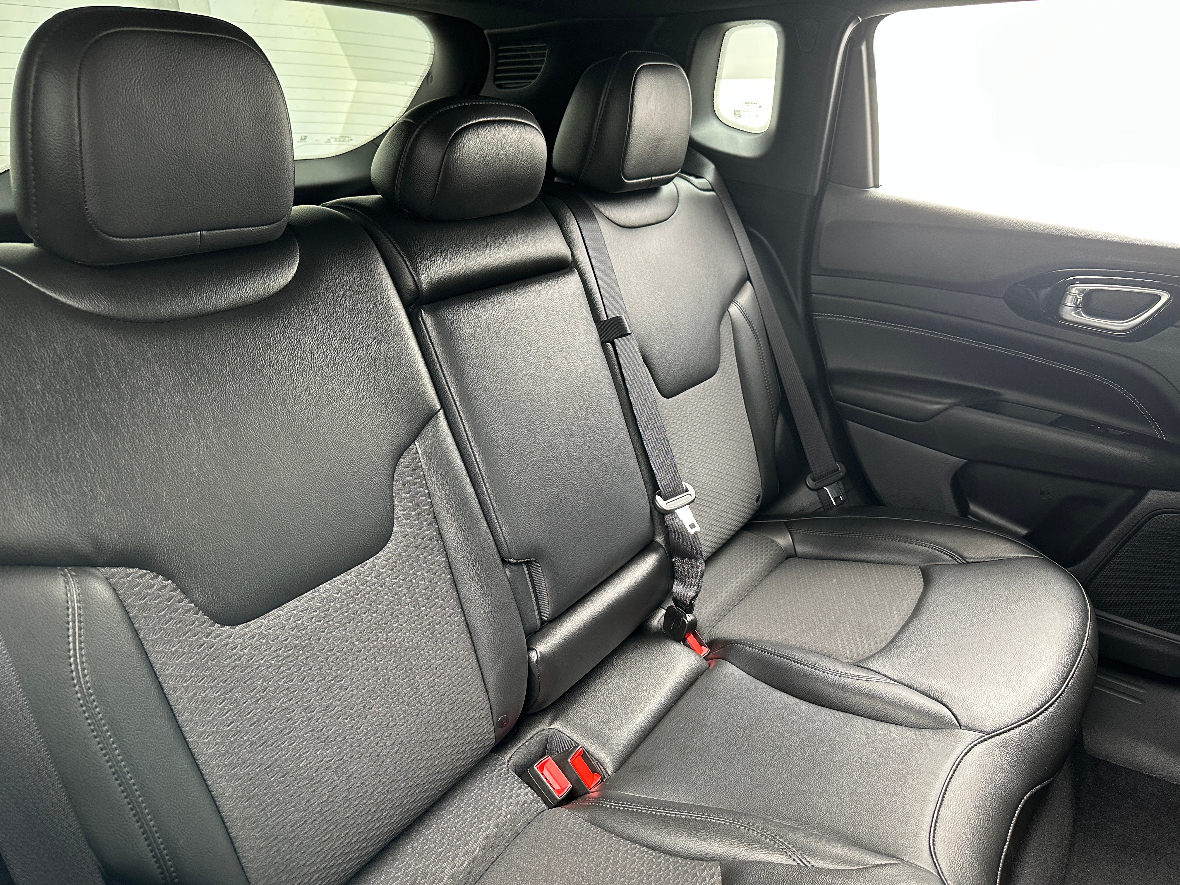 2022 Jeep Compass Altitude 6