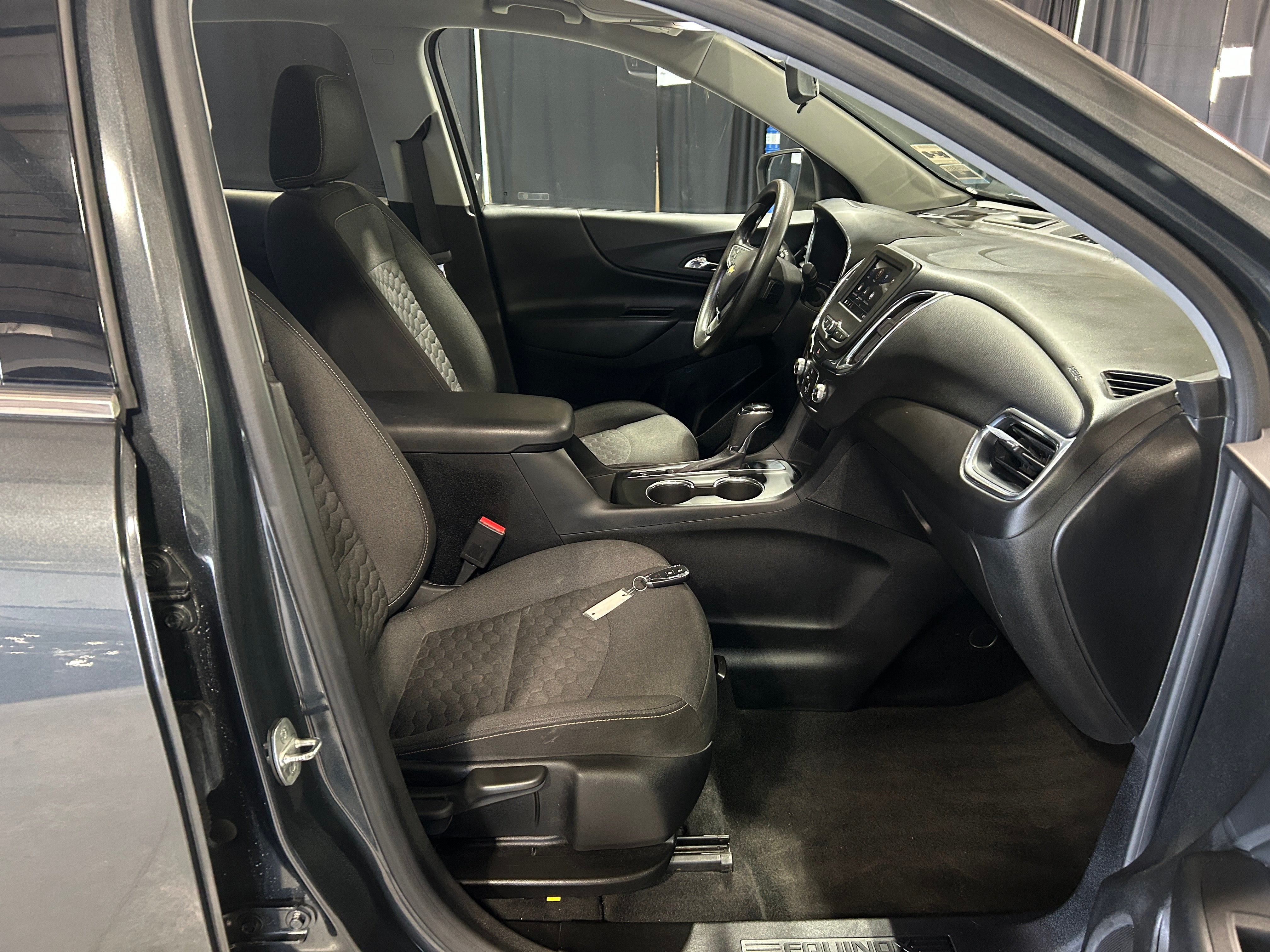 2020 Chevrolet Equinox LT 2