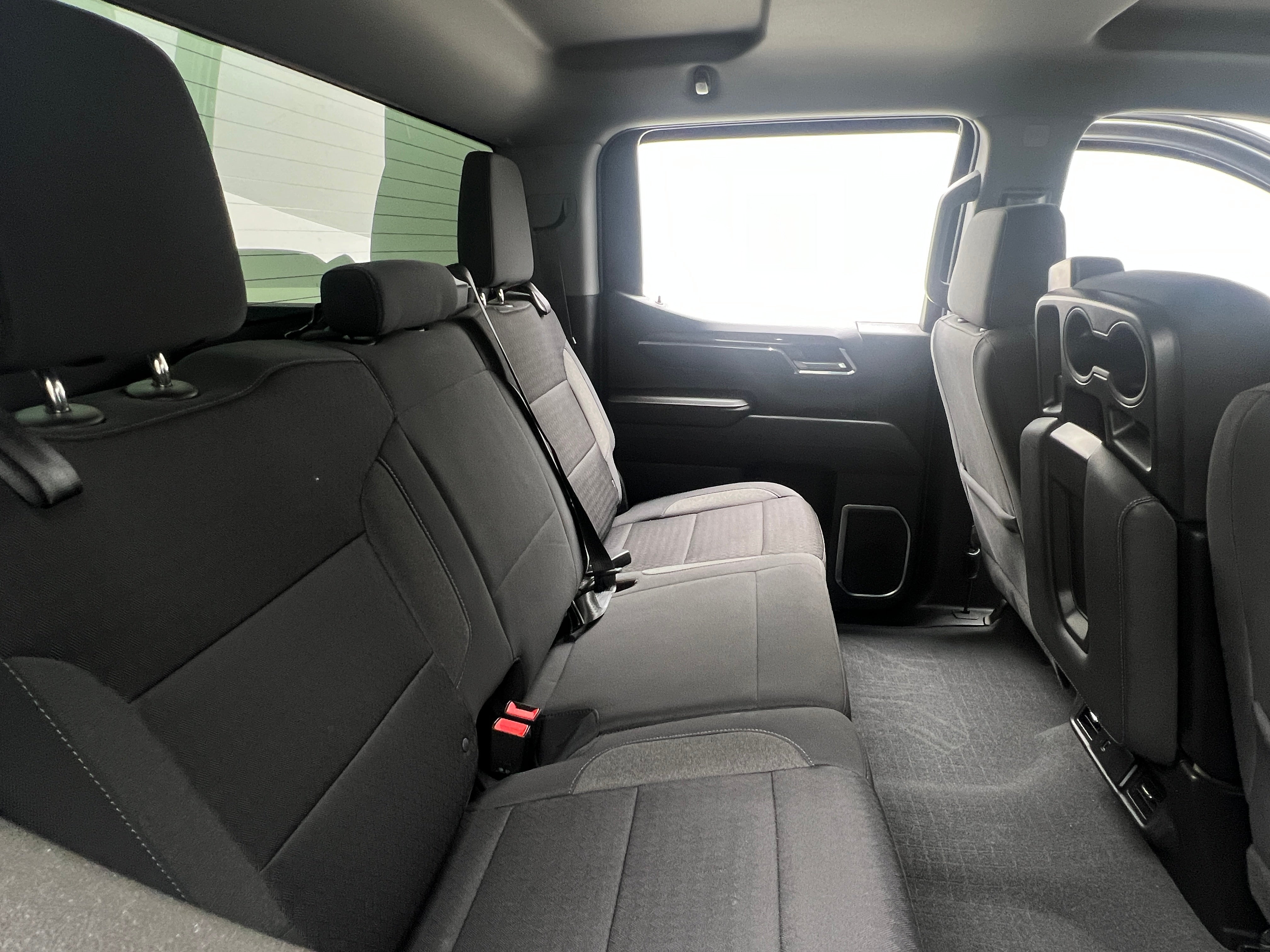 2022 Chevrolet Silverado 1500 RST 6