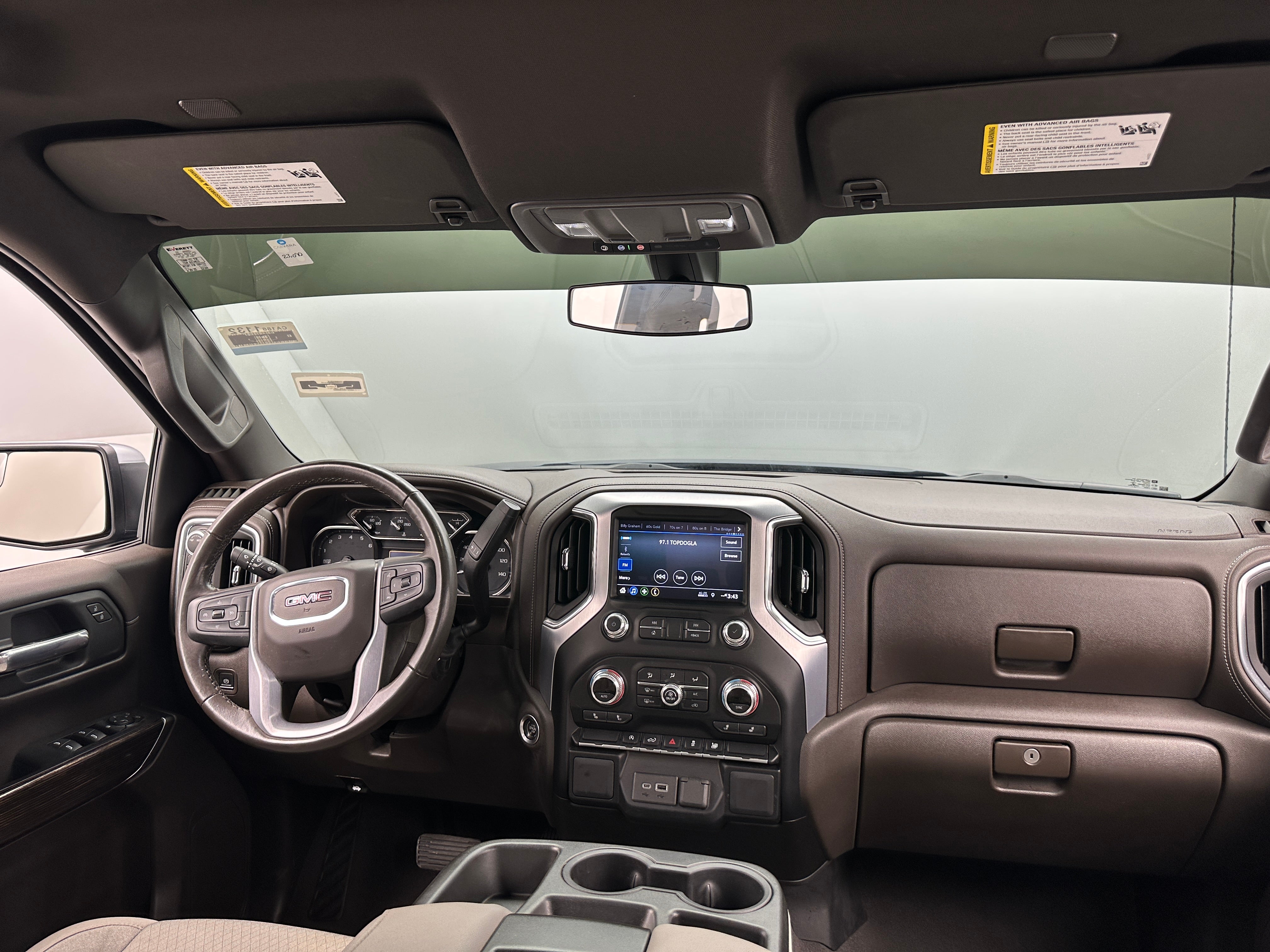 2021 GMC Sierra 1500 SLE 3