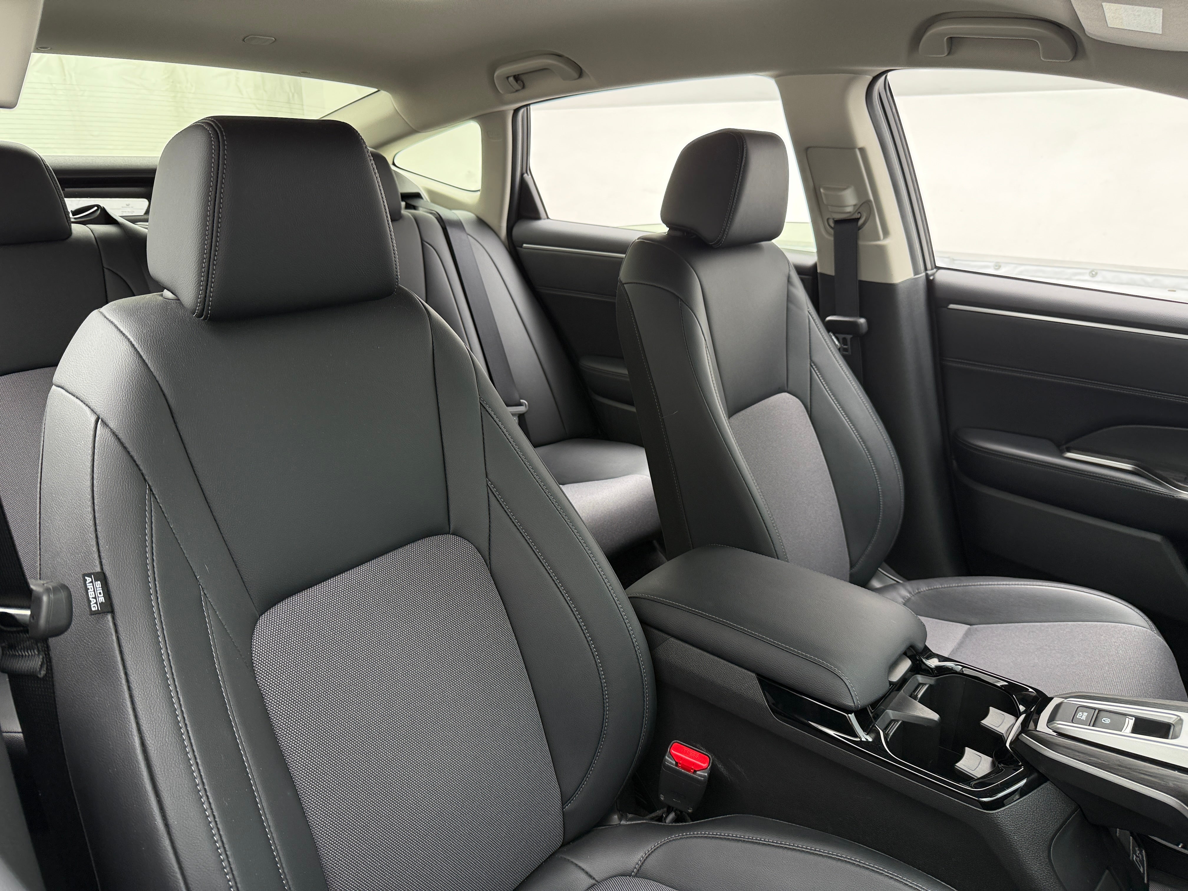 2018 Honda Clarity Base 2
