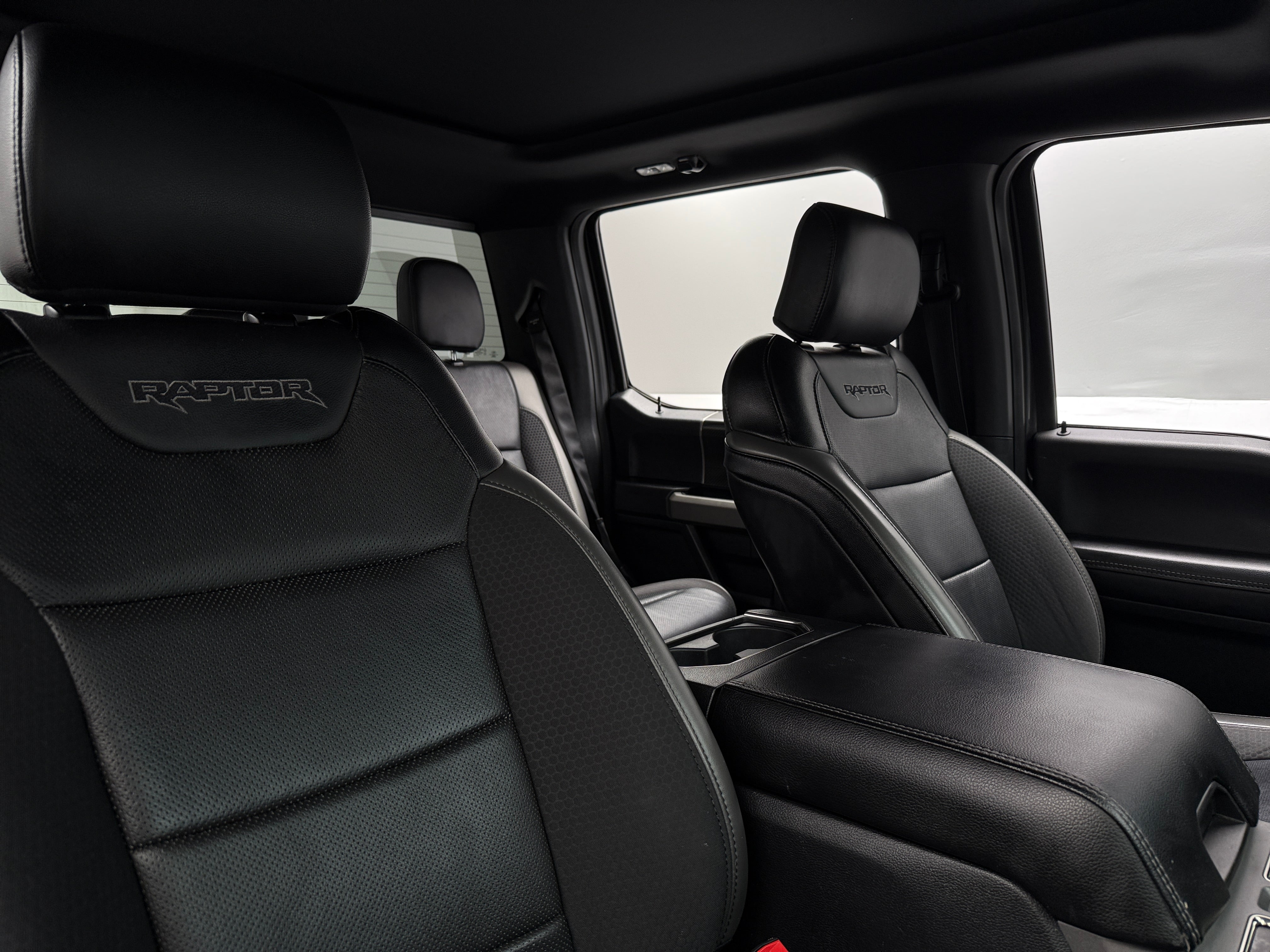 2020 Ford Econoline E-150 2