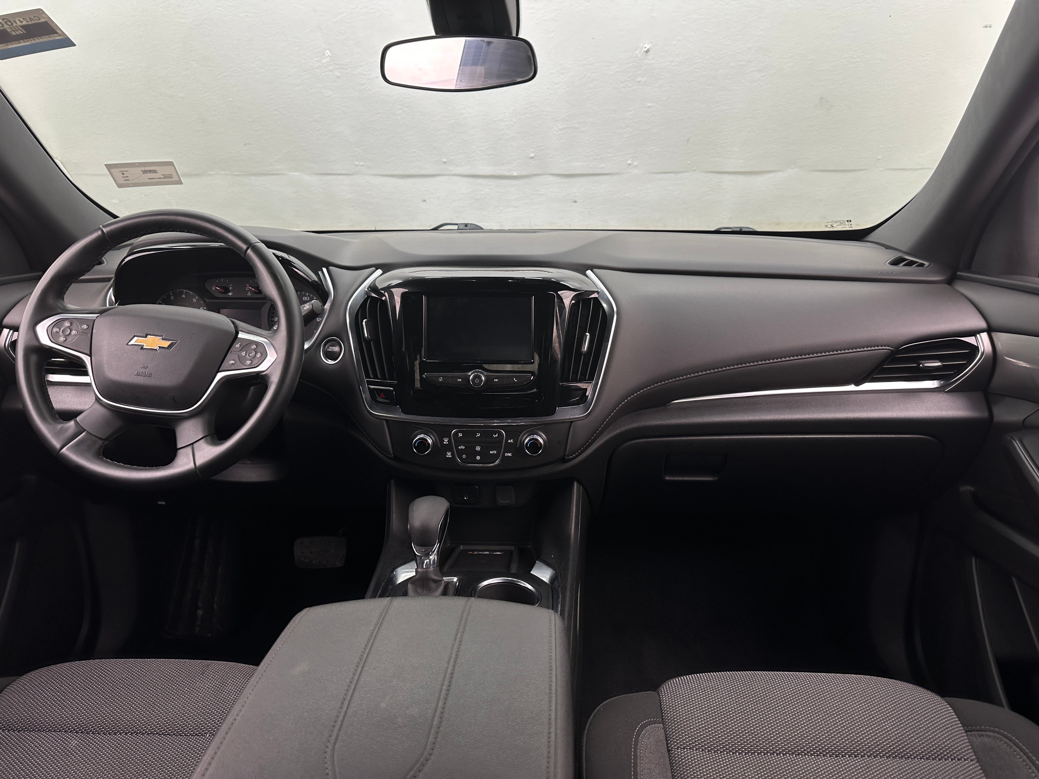2023 Chevrolet Traverse LT 3