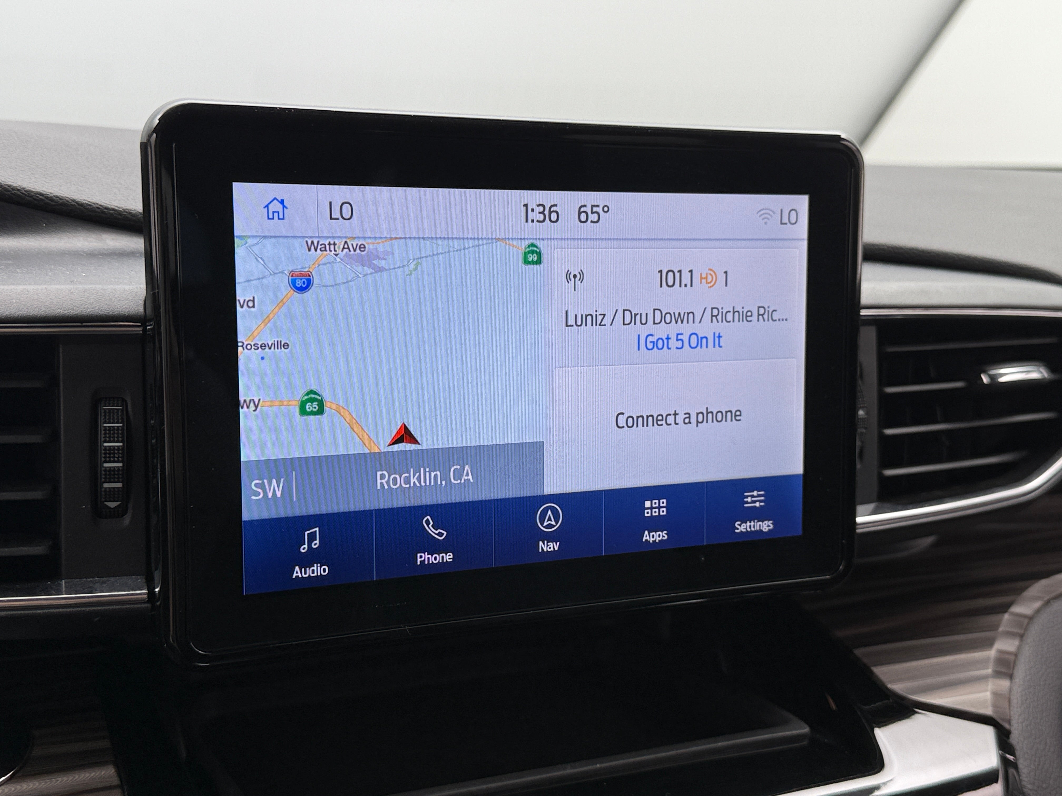 2024 Ford Explorer Limited 3