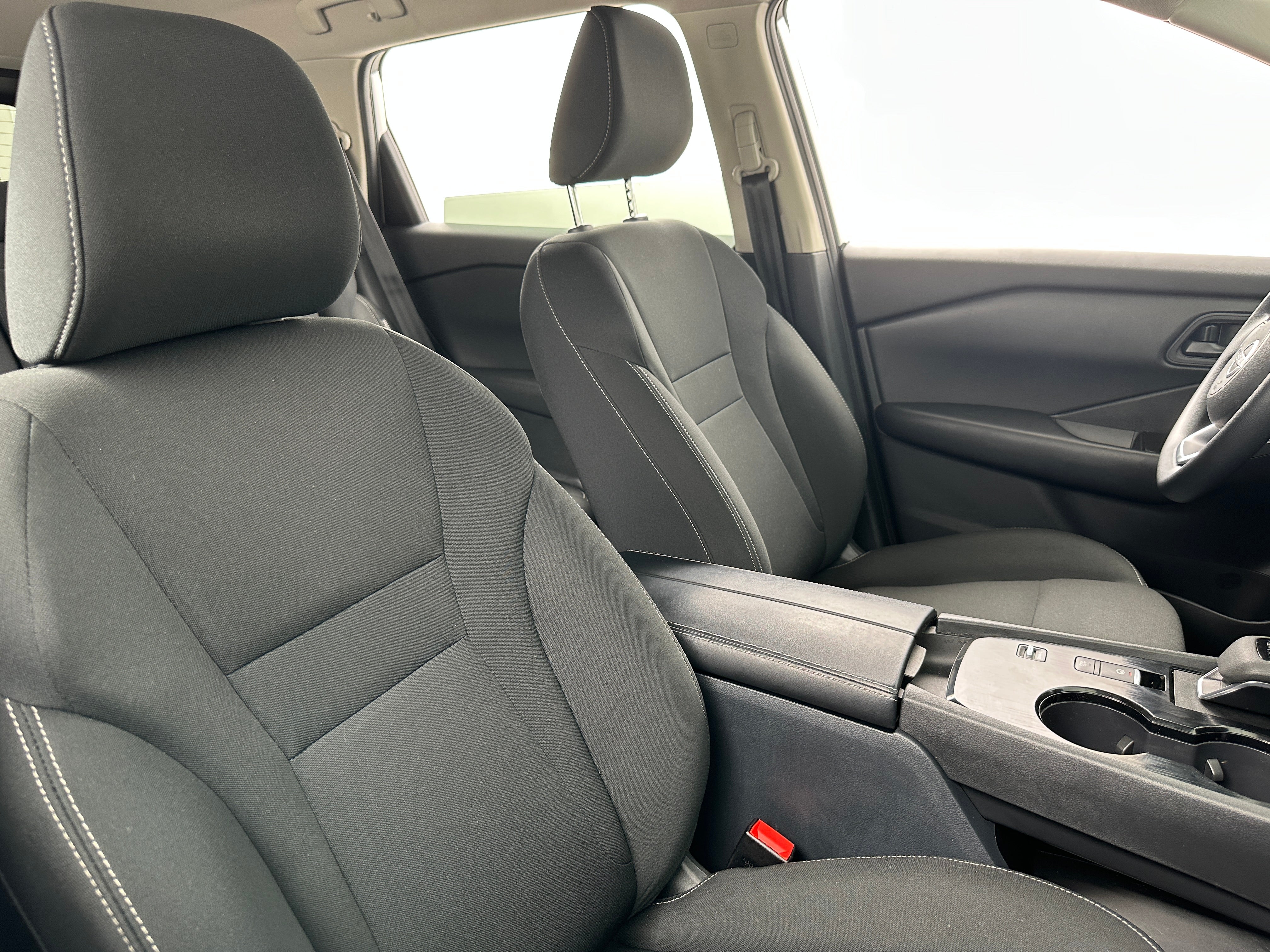2024 Nissan Rogue S 2