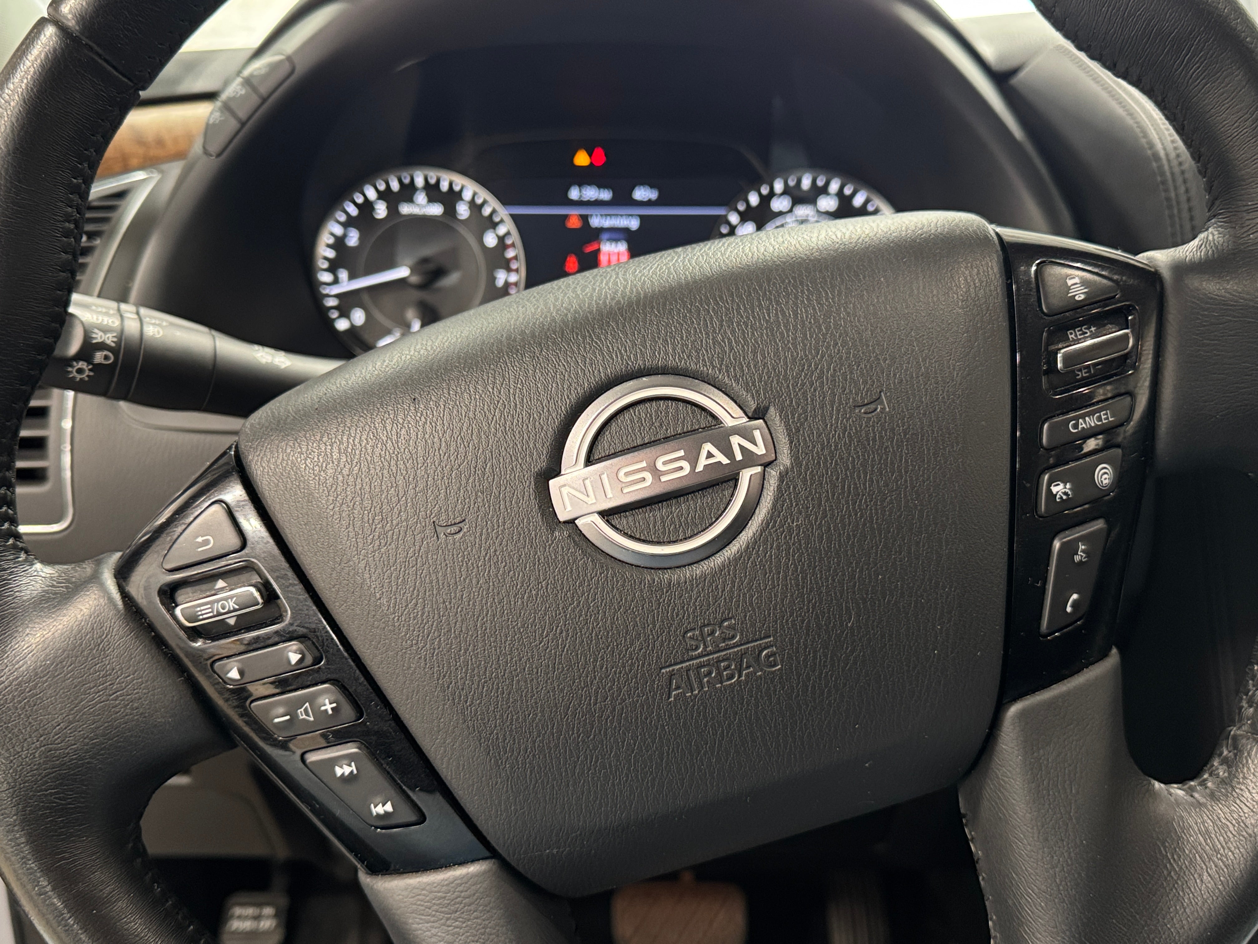 2023 Nissan Armada SL 4