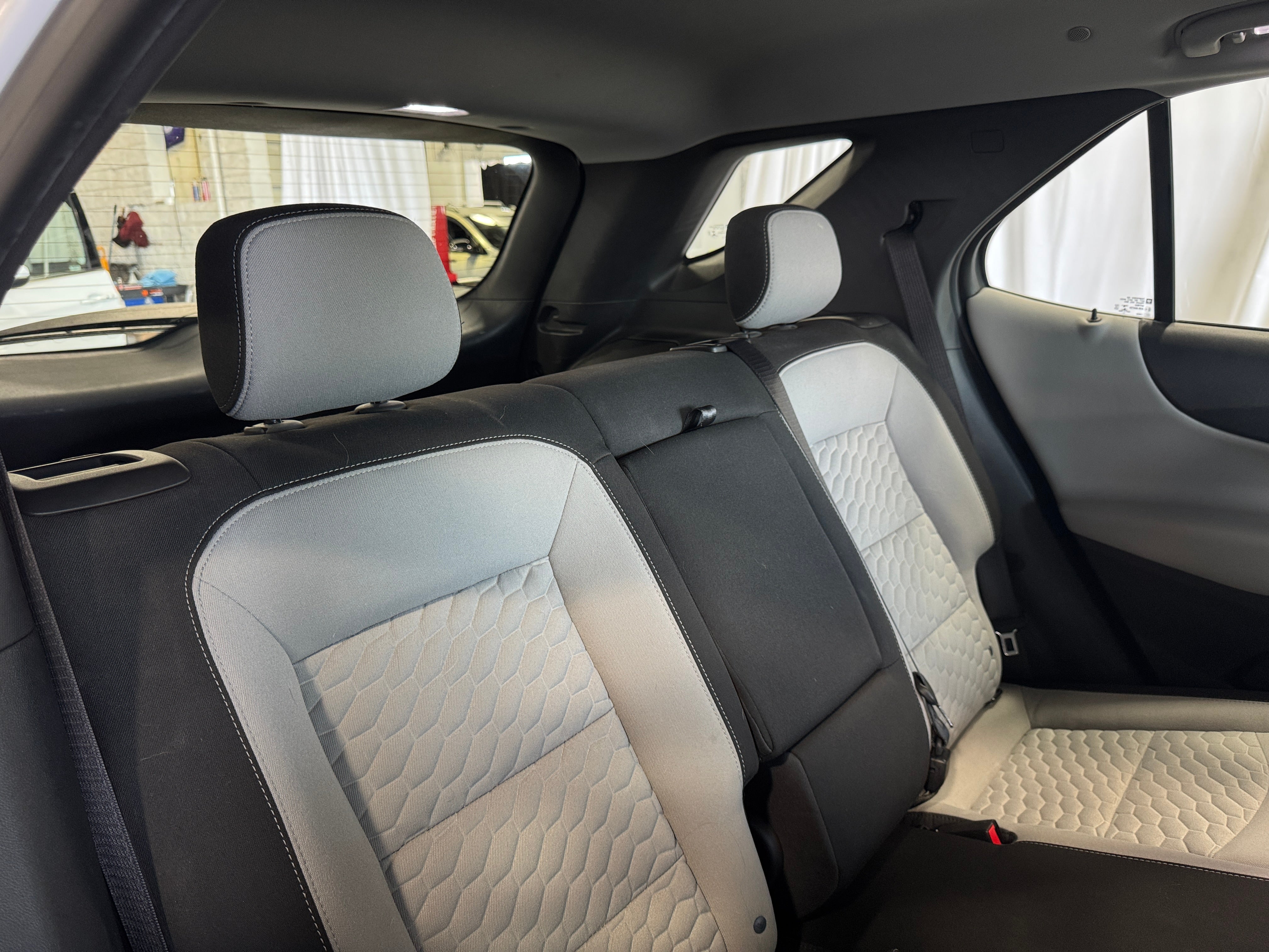 2020 Chevrolet Equinox LS 6