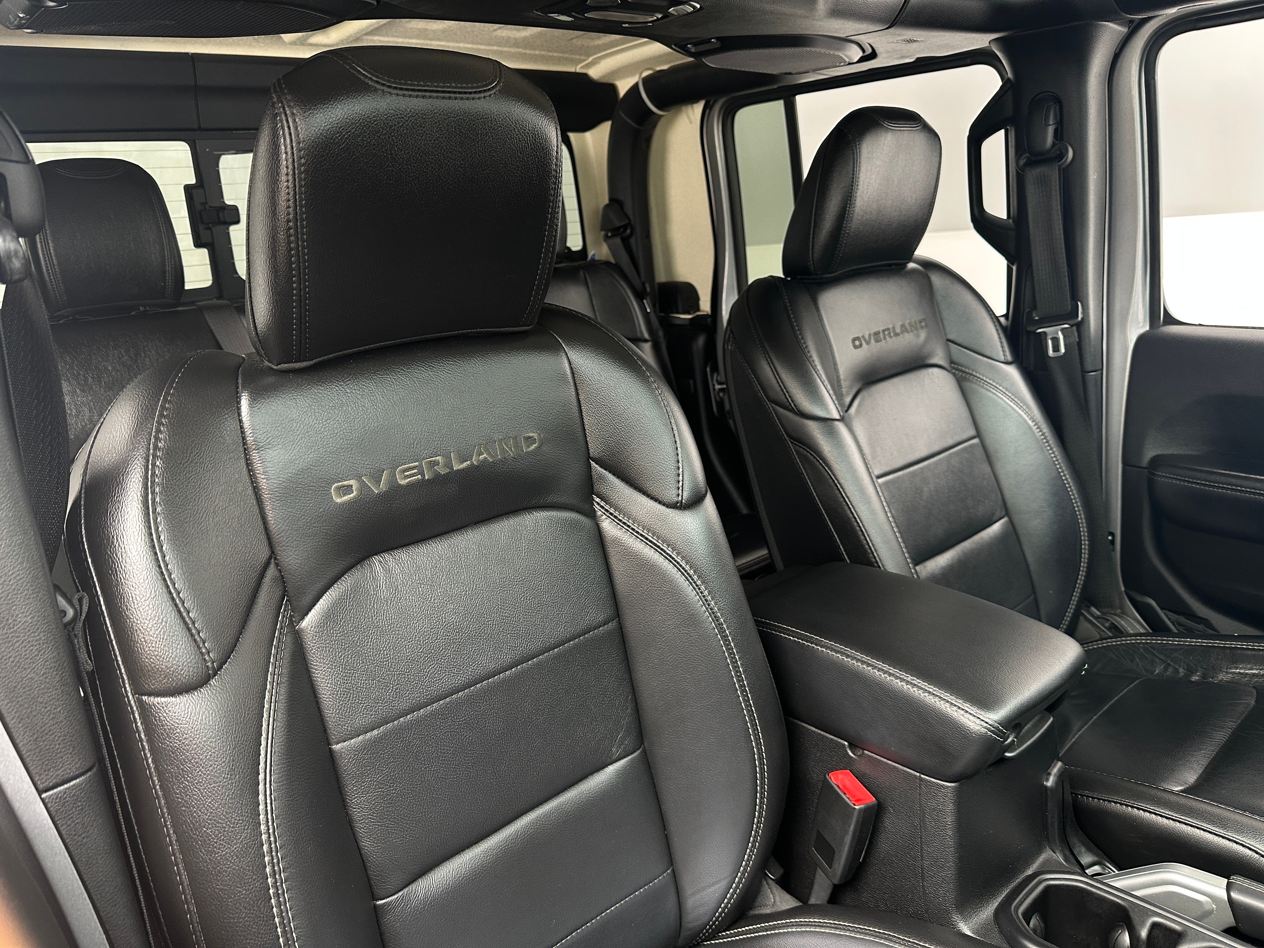 2020 Jeep Gladiator Overland 2