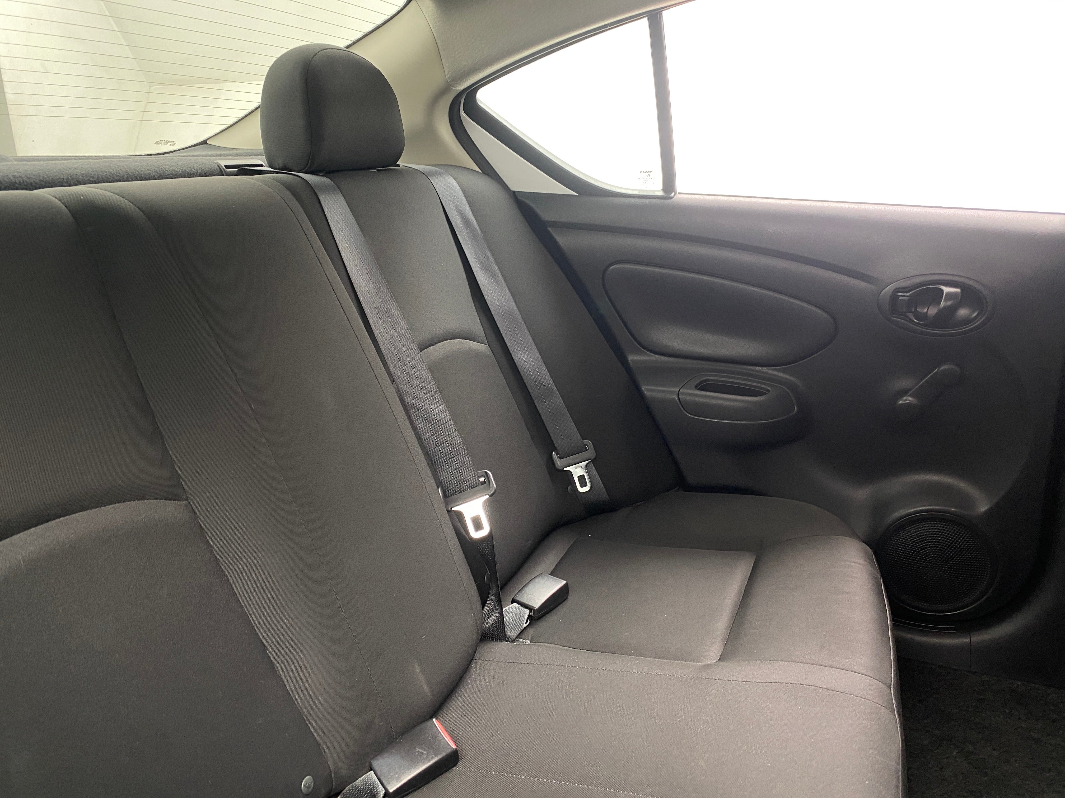 2019 Nissan Versa S 6