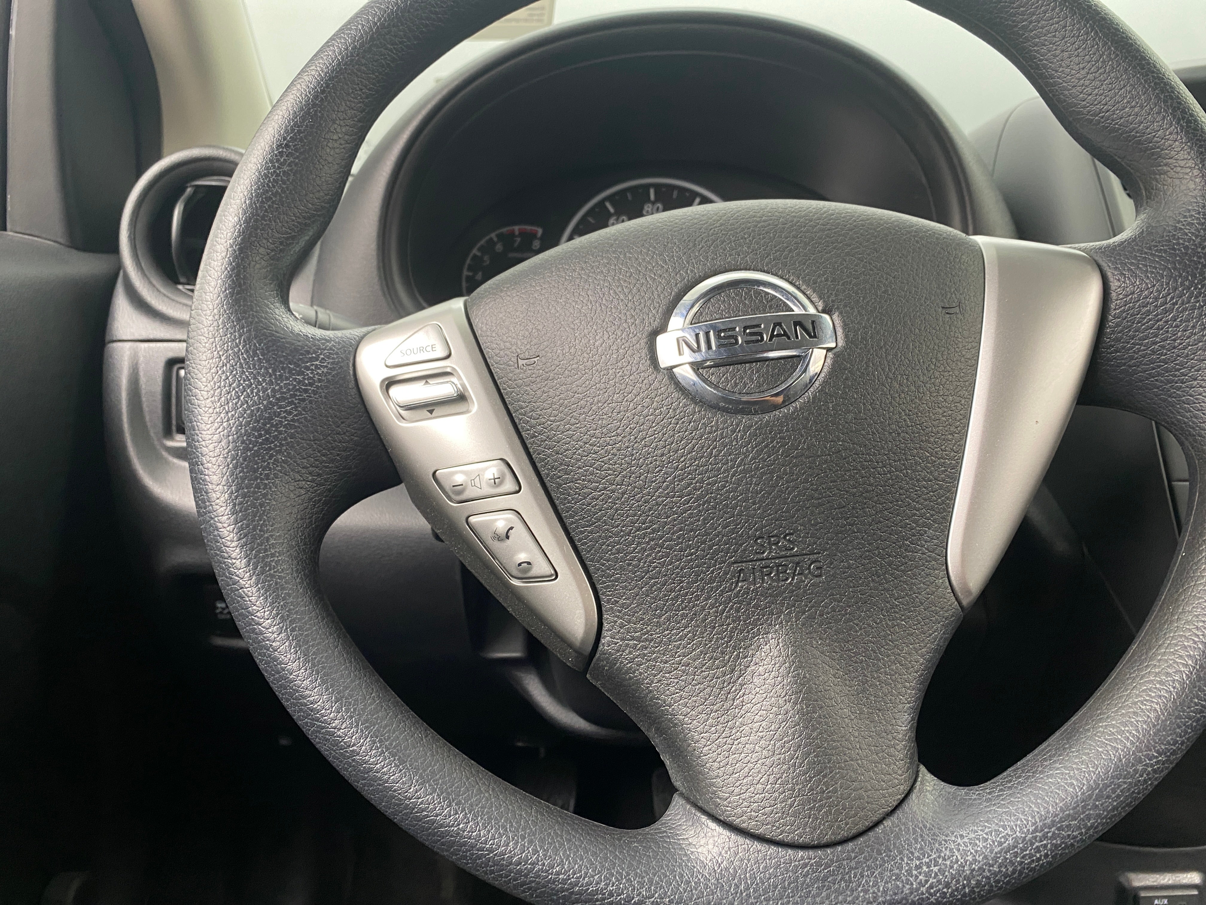 2019 Nissan Versa S 5
