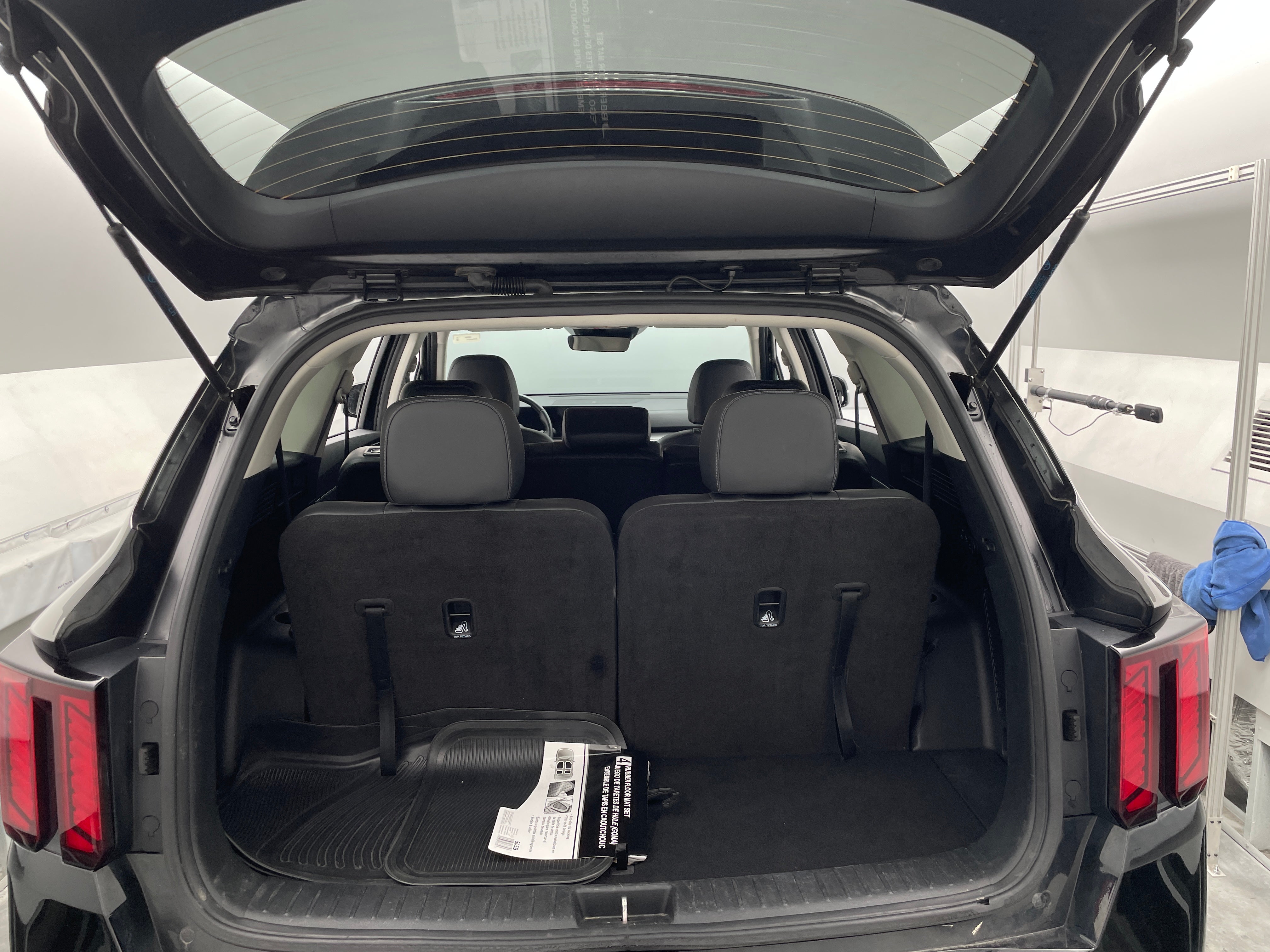 2024 Kia Sorento S 6