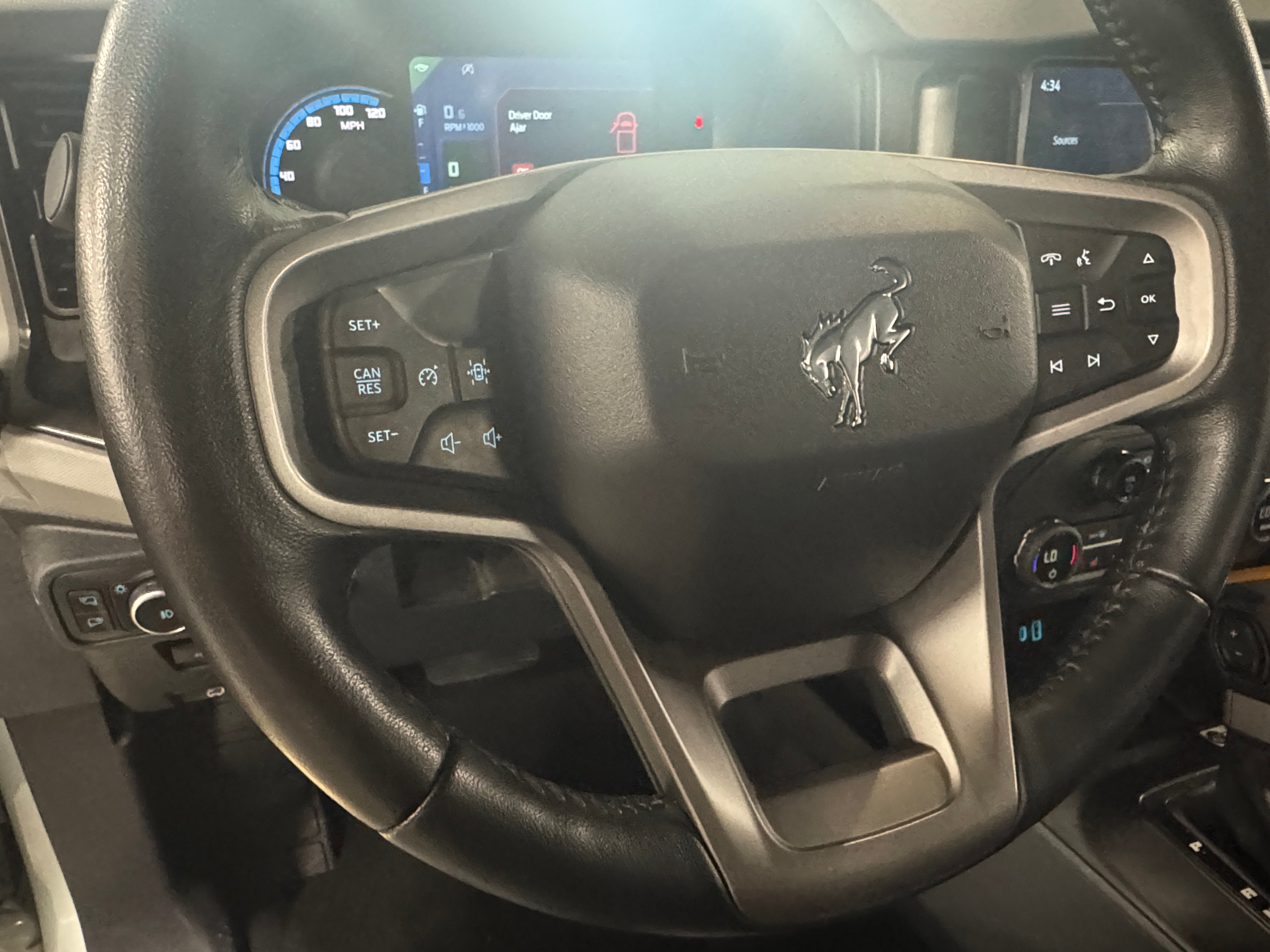 2023 Ford Bronco Badlands 4