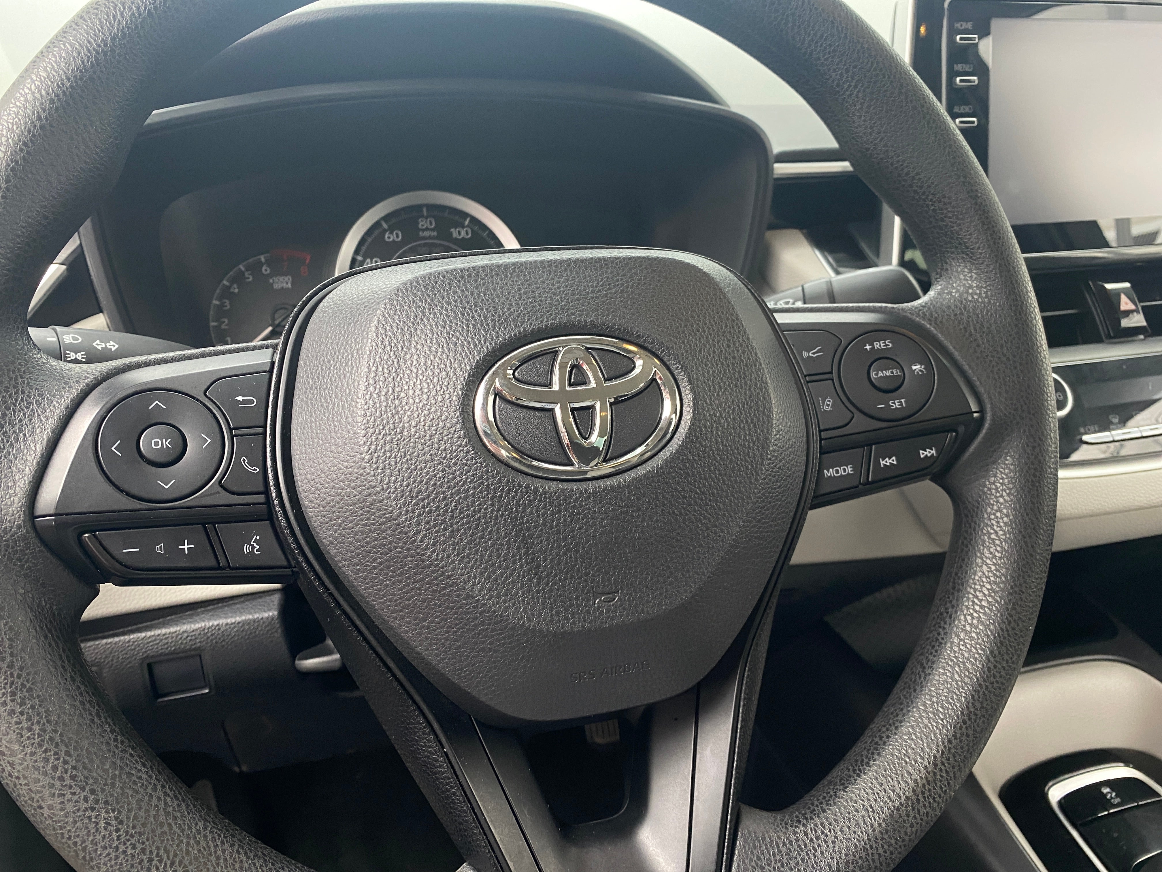 2020 Toyota Corolla LE 5